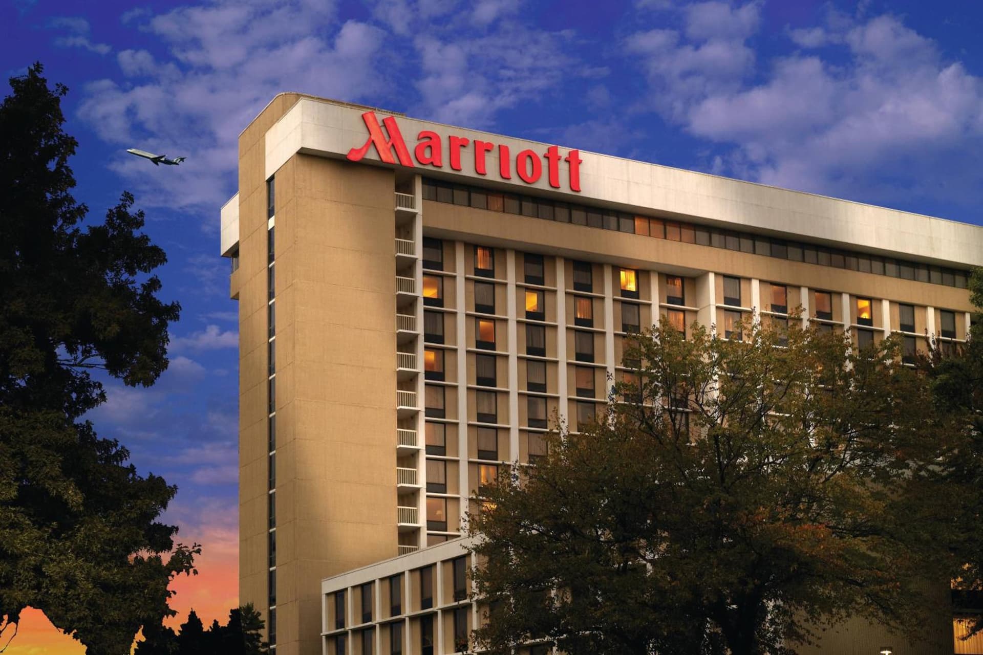 Atlanta Airport Marriott interior in Atlanta, GA — gallery photo 2