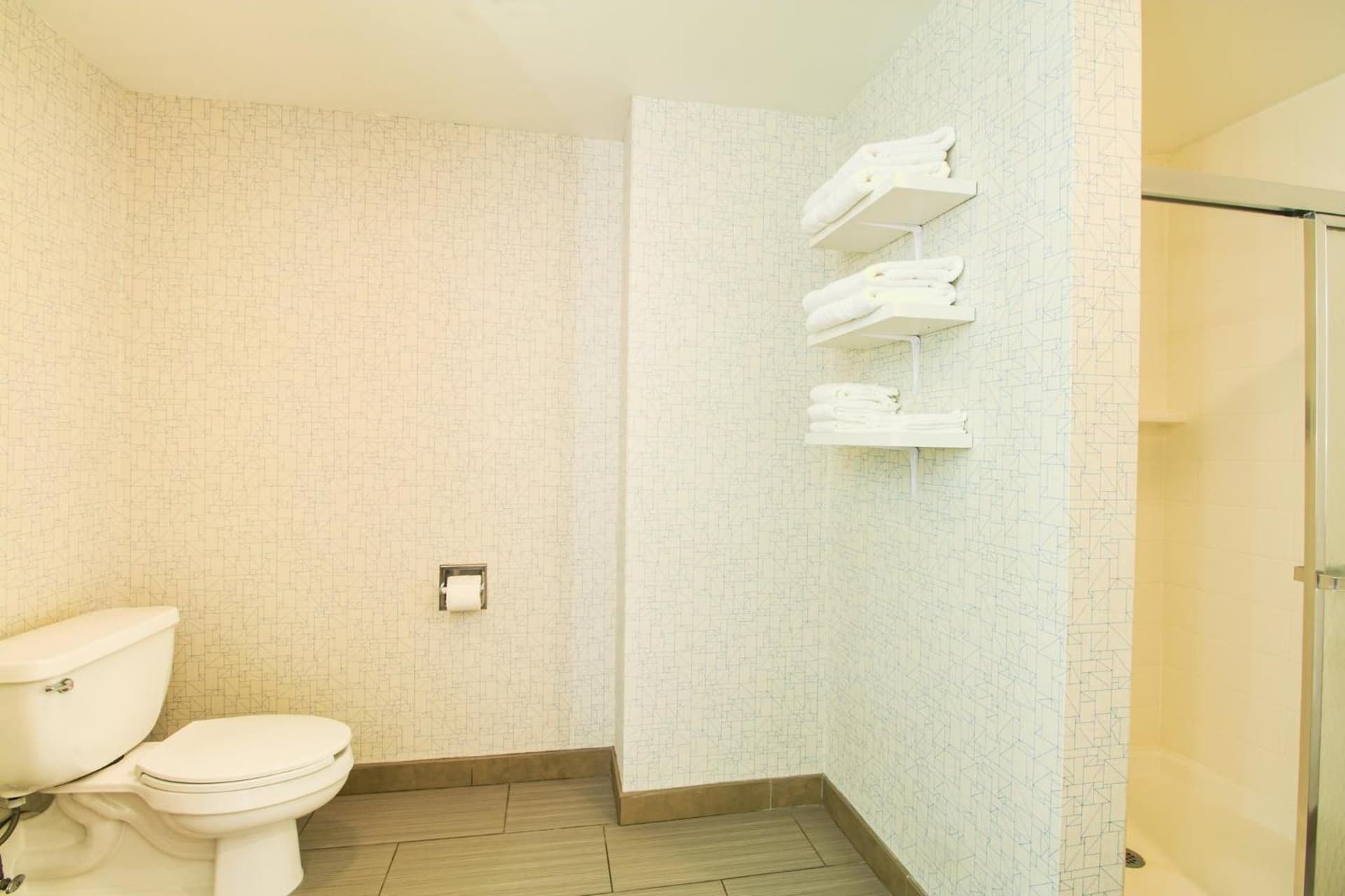 Holiday Inn Express & Suites - Lincoln East - White Mountains by IHG gallery photo in Lincoln — image 82