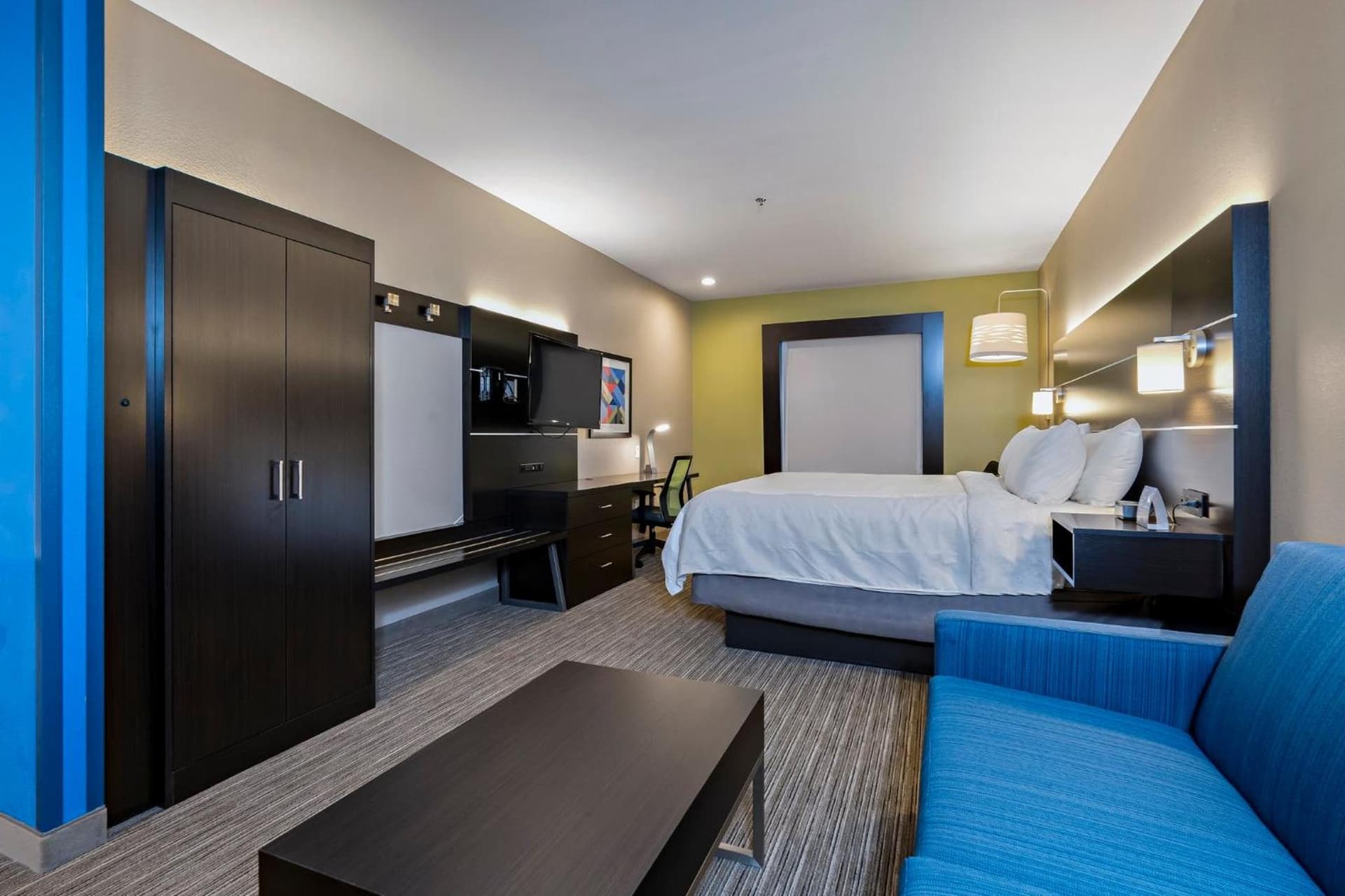 Holiday Inn Express Hotel & Suites Kilgore North by IHG property views in Kilgore, TX — gallery photo 3