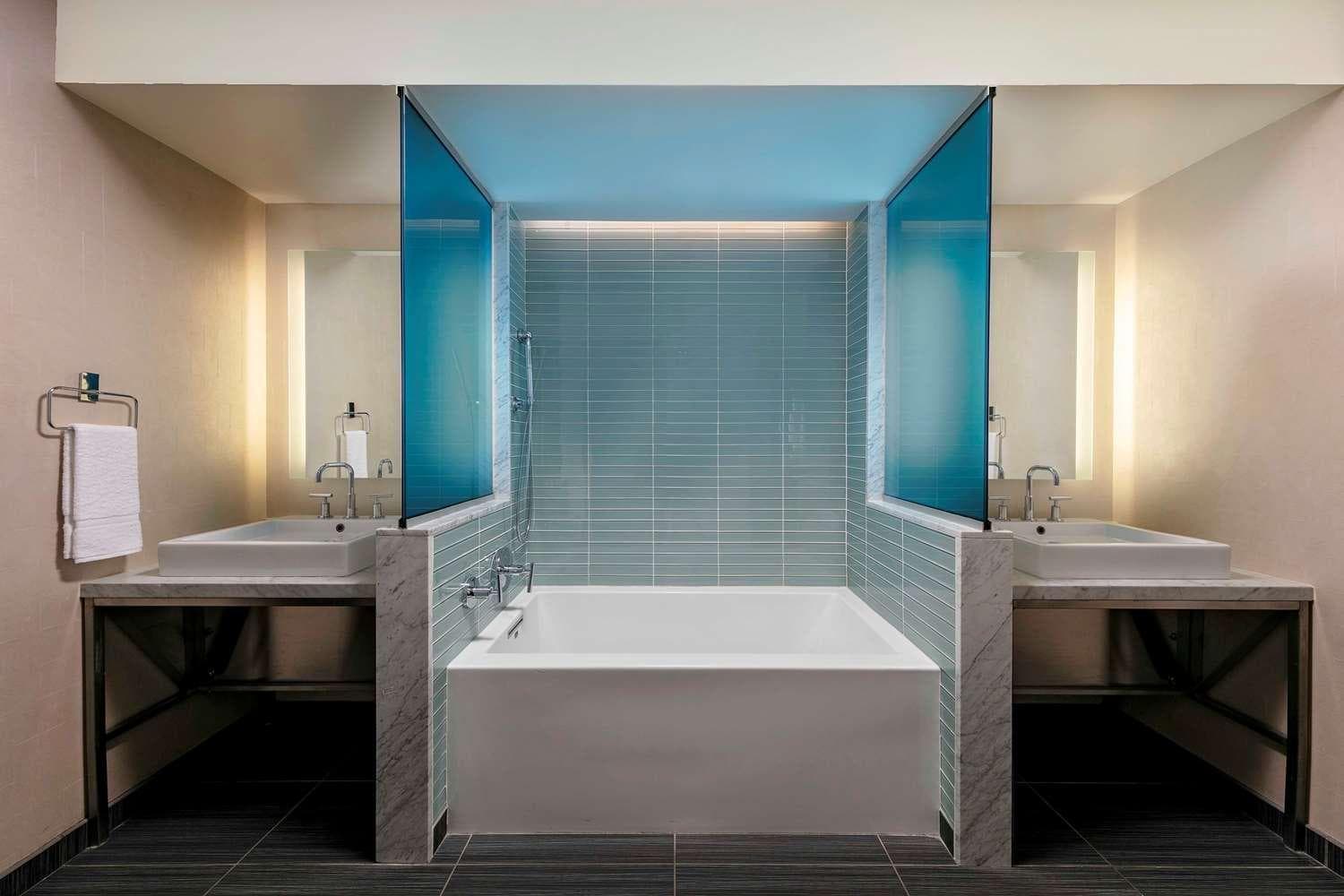 The Royal Sonesta Chicago Downtown gallery photo in Chicago, IL — image 25