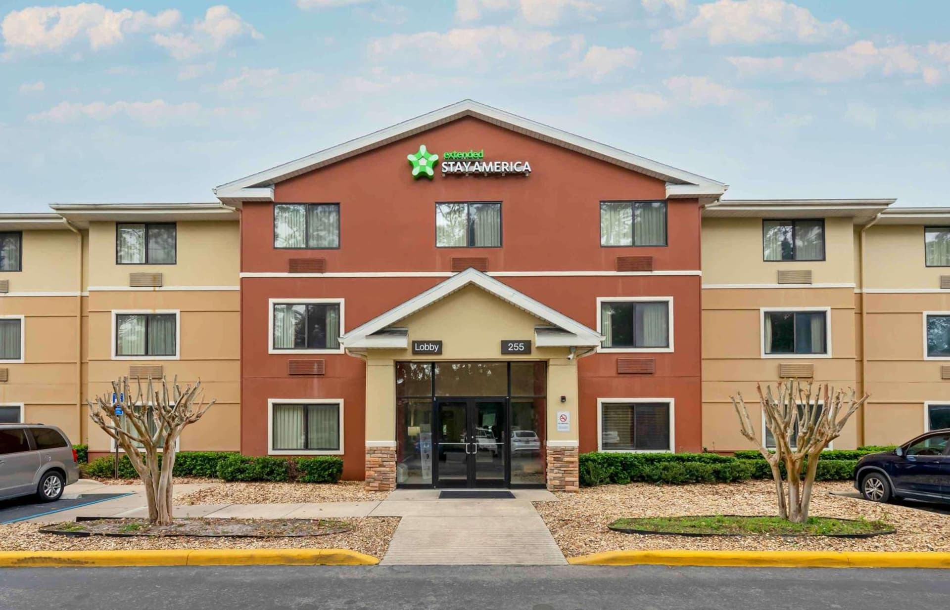 Extended Stay America Suites - Daytona Beach - International Speedway interior in Daytona Beach, FL — gallery photo 2