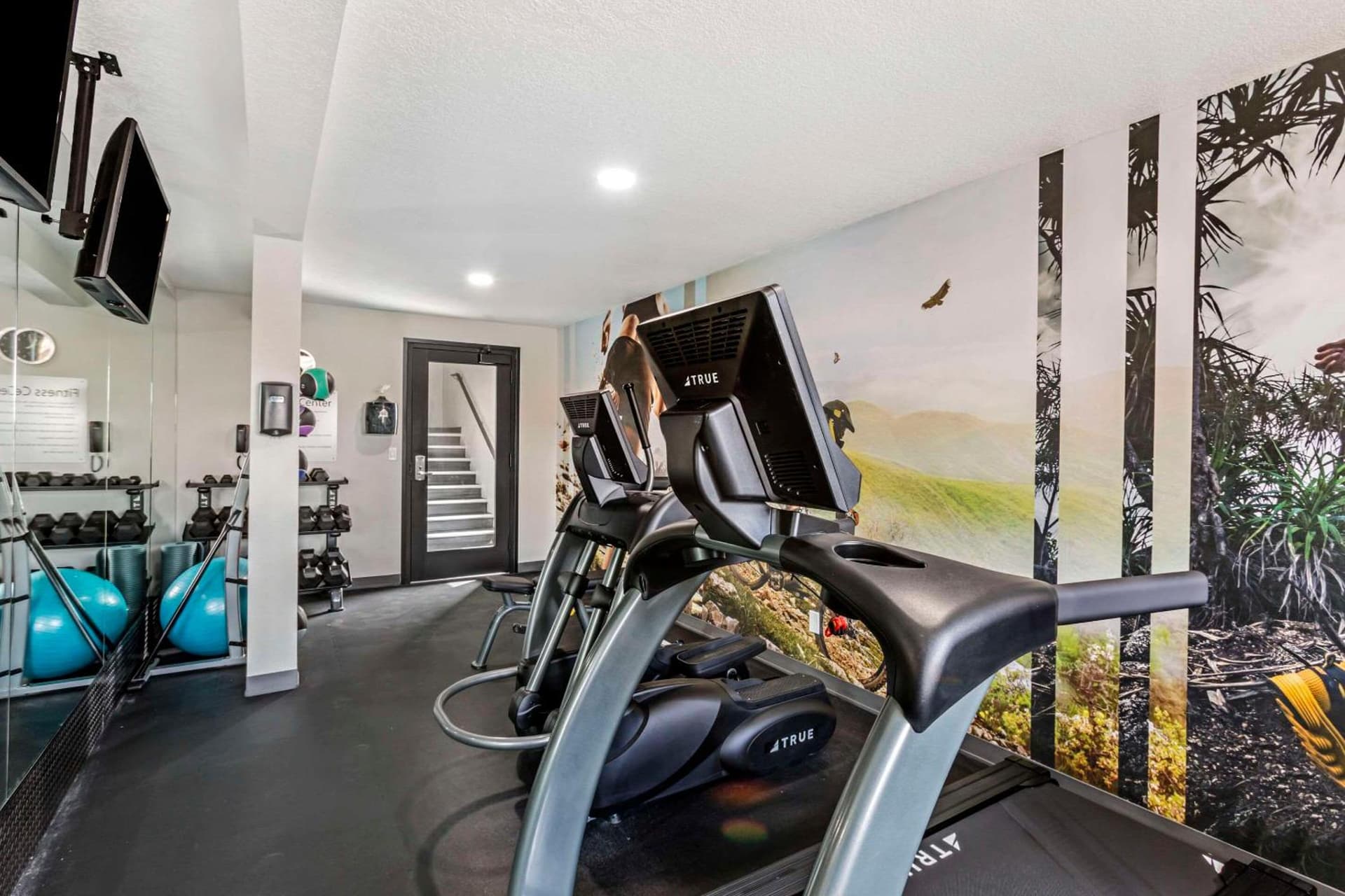 Clarion Pointe Prescott Valley gallery photo in Prescott Valley, AZ — image 24