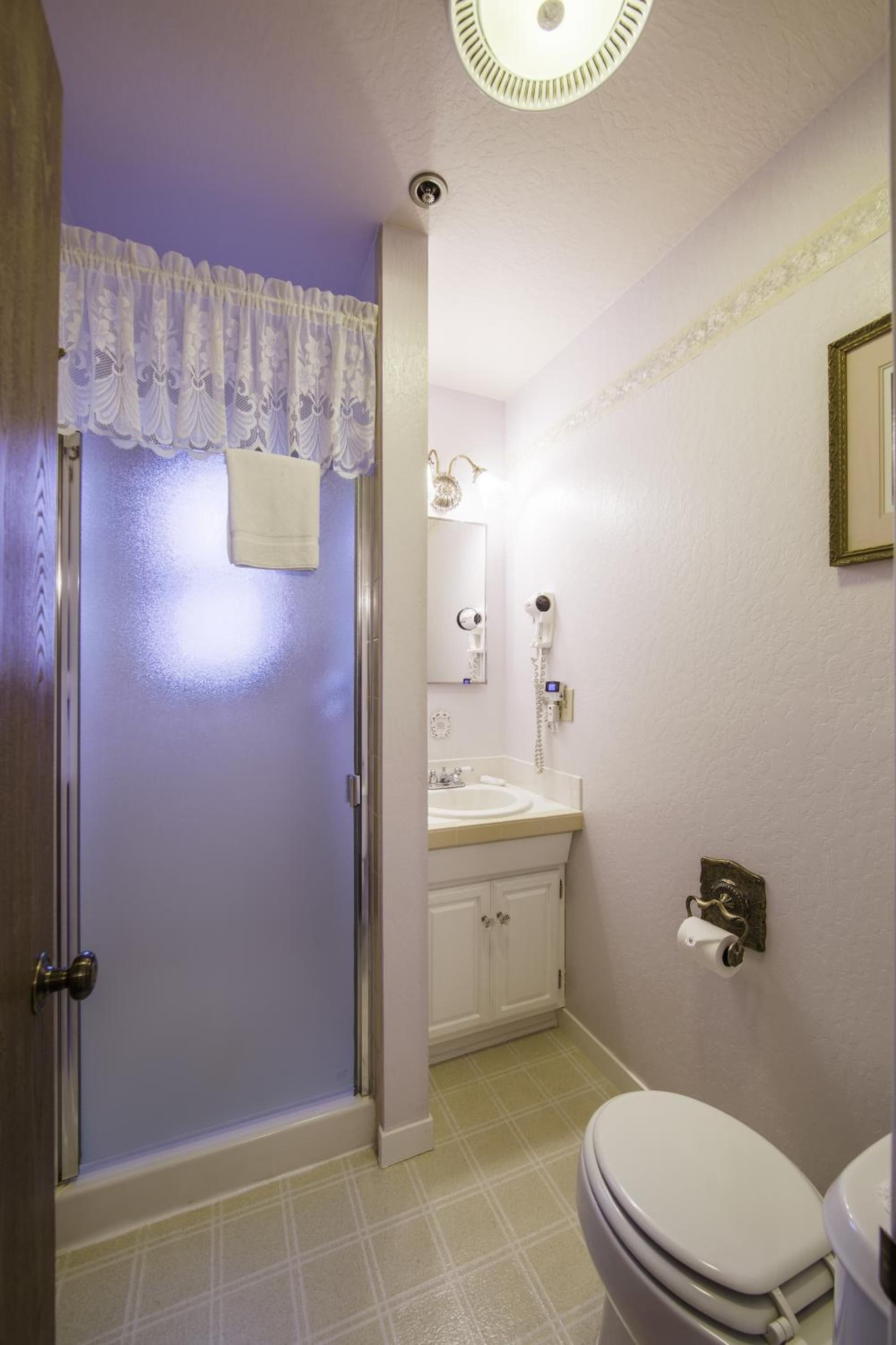 Historic Cary House Hotel gallery photo in Placerville, CA — image 24
