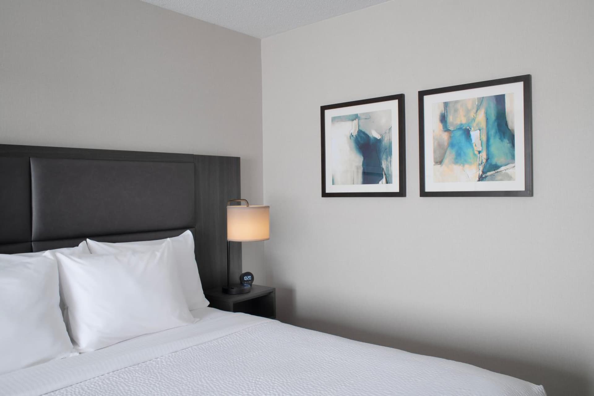 Holiday Inn Express South Burlington - Downtown by IHG gallery photo in Burlington, VT — image 53