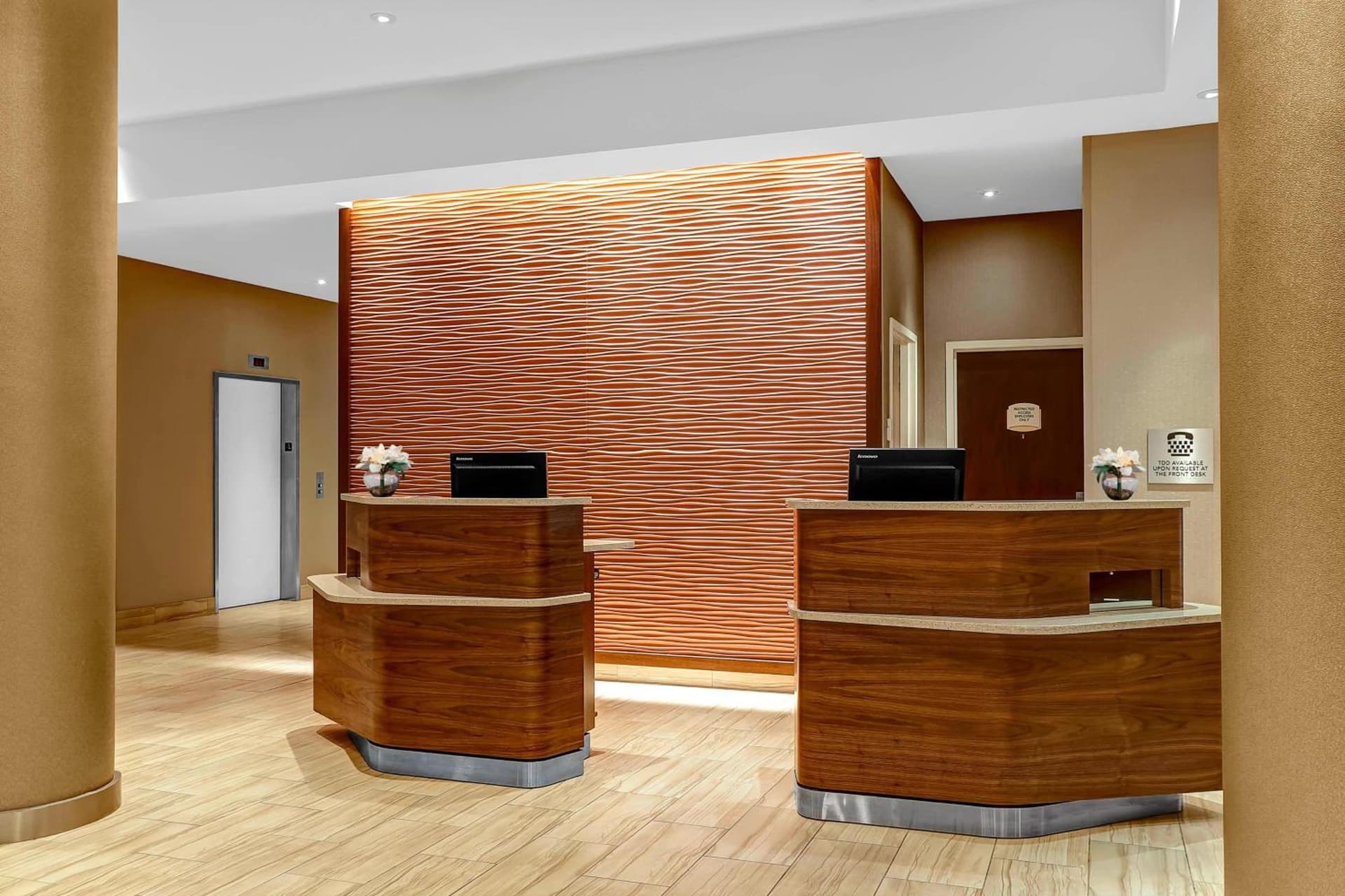 Courtyard by Marriott New York Manhattan Upper East Side property views in New York, NY — gallery photo 3