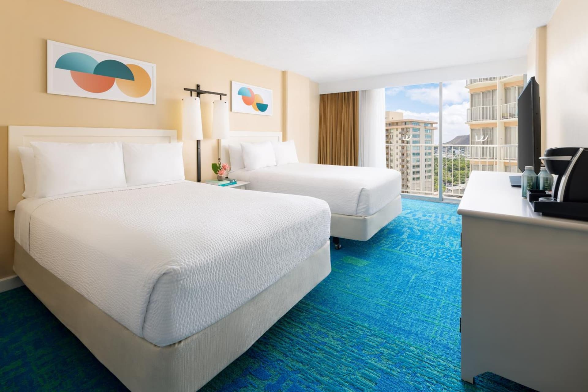 The Twin Fin Hotel gallery photo in Honolulu, HI — image 49