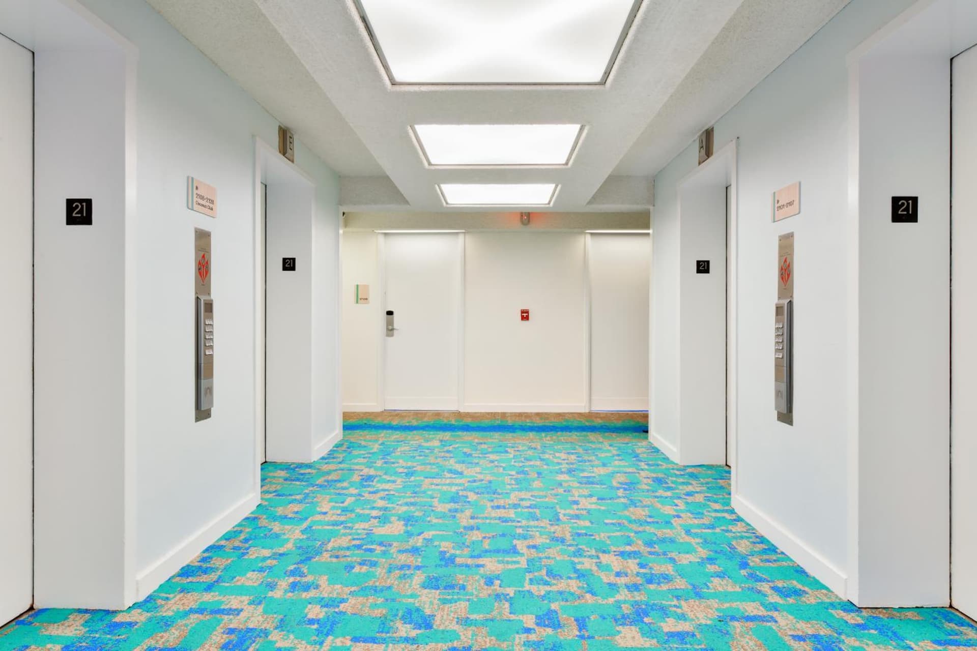The Twin Fin Hotel gallery photo in Honolulu, HI — image 21