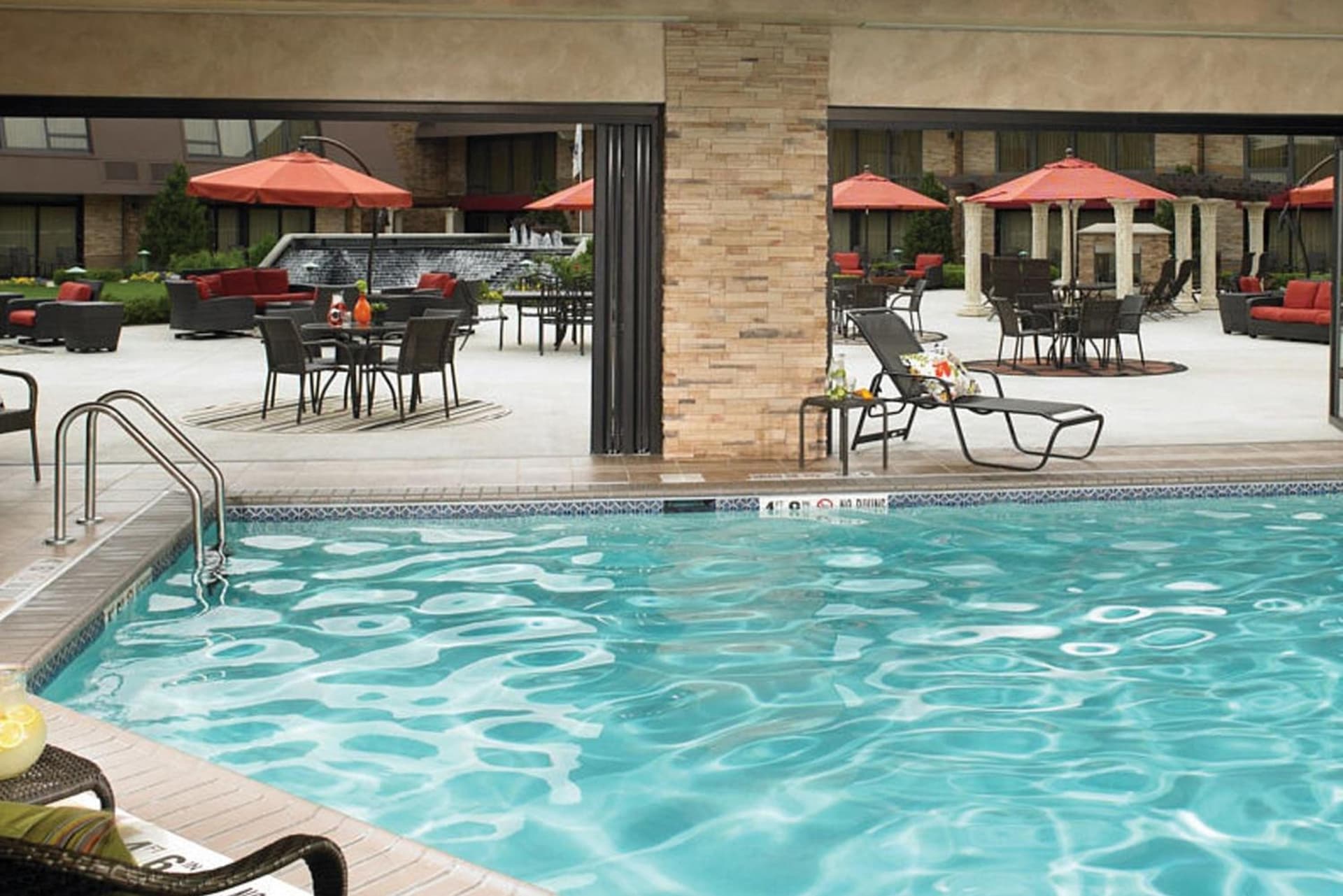 Indianapolis Marriott East interior in Indianapolis, IN — gallery photo 2