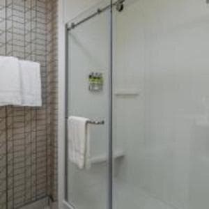 Holiday Inn Express & Suites Gainesville - Lake Lanier Area by IHG gallery photo in Gainesville, GA — image 28