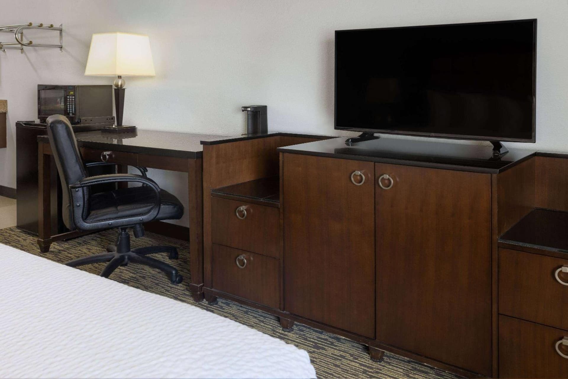 Travelodge by Wyndham Appleton gallery photo in Appleton, WI — image 8