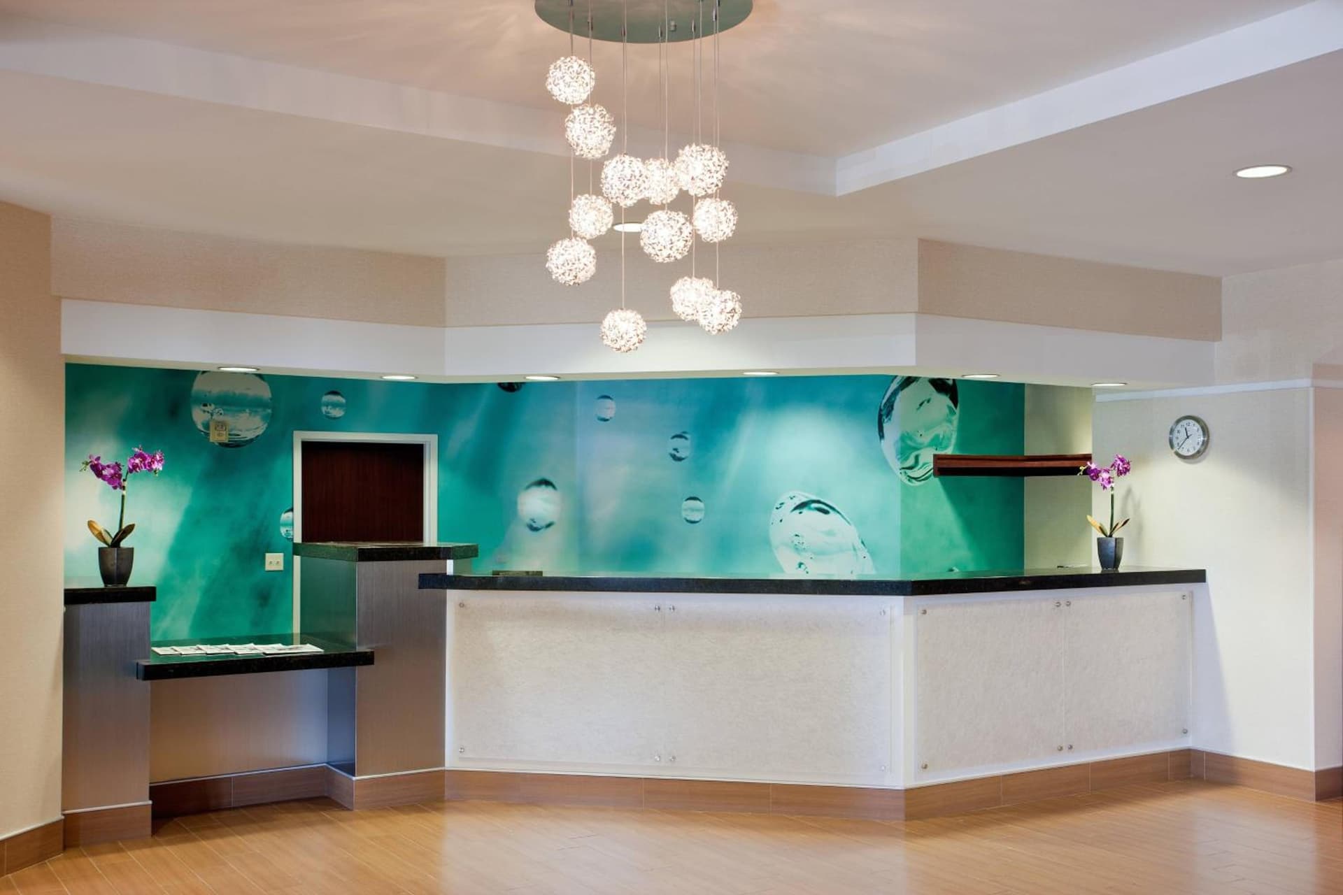 SpringHill Suites Los Angeles LAX/Manhattan Beach interior in Hawthorne, CA — gallery photo 2