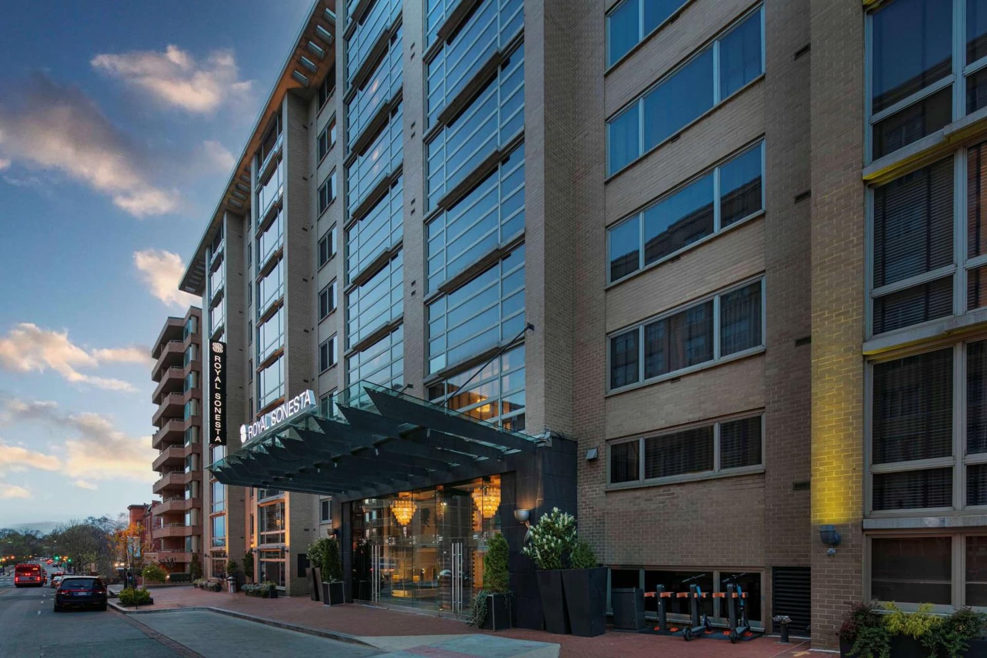 The Royal Sonesta Washington DC Dupont Circle interior in Washington, DC — gallery photo 2