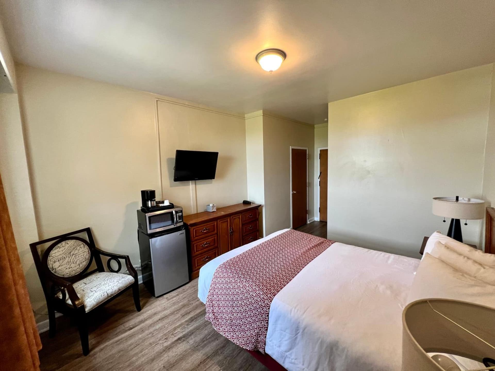 Lenox Hotel and Suites gallery photo in Buffalo, NY — image 22