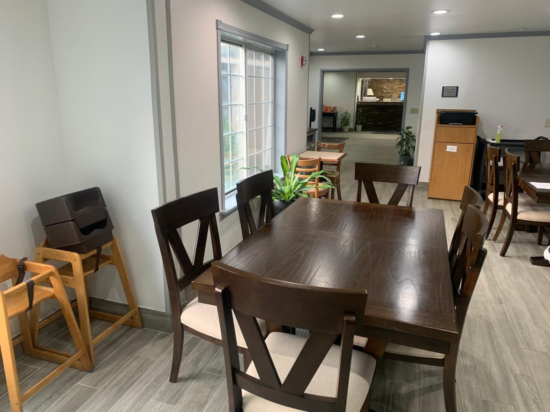 Country Inn & Suites by Radisson, Grand Rapids Airport, MI gallery photo in Grand Rapids, MI — image 45