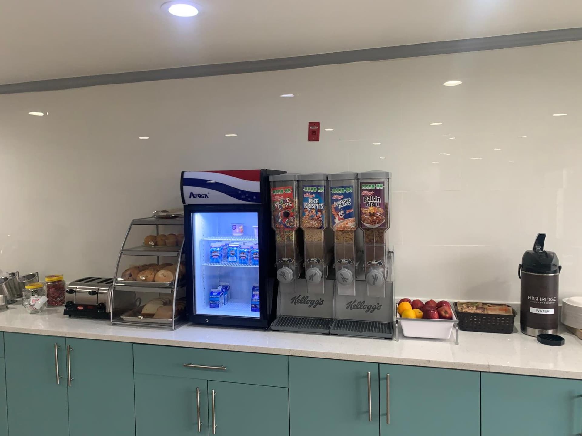 Country Inn & Suites by Radisson, Grand Rapids Airport, MI gallery photo in Grand Rapids, MI — image 47