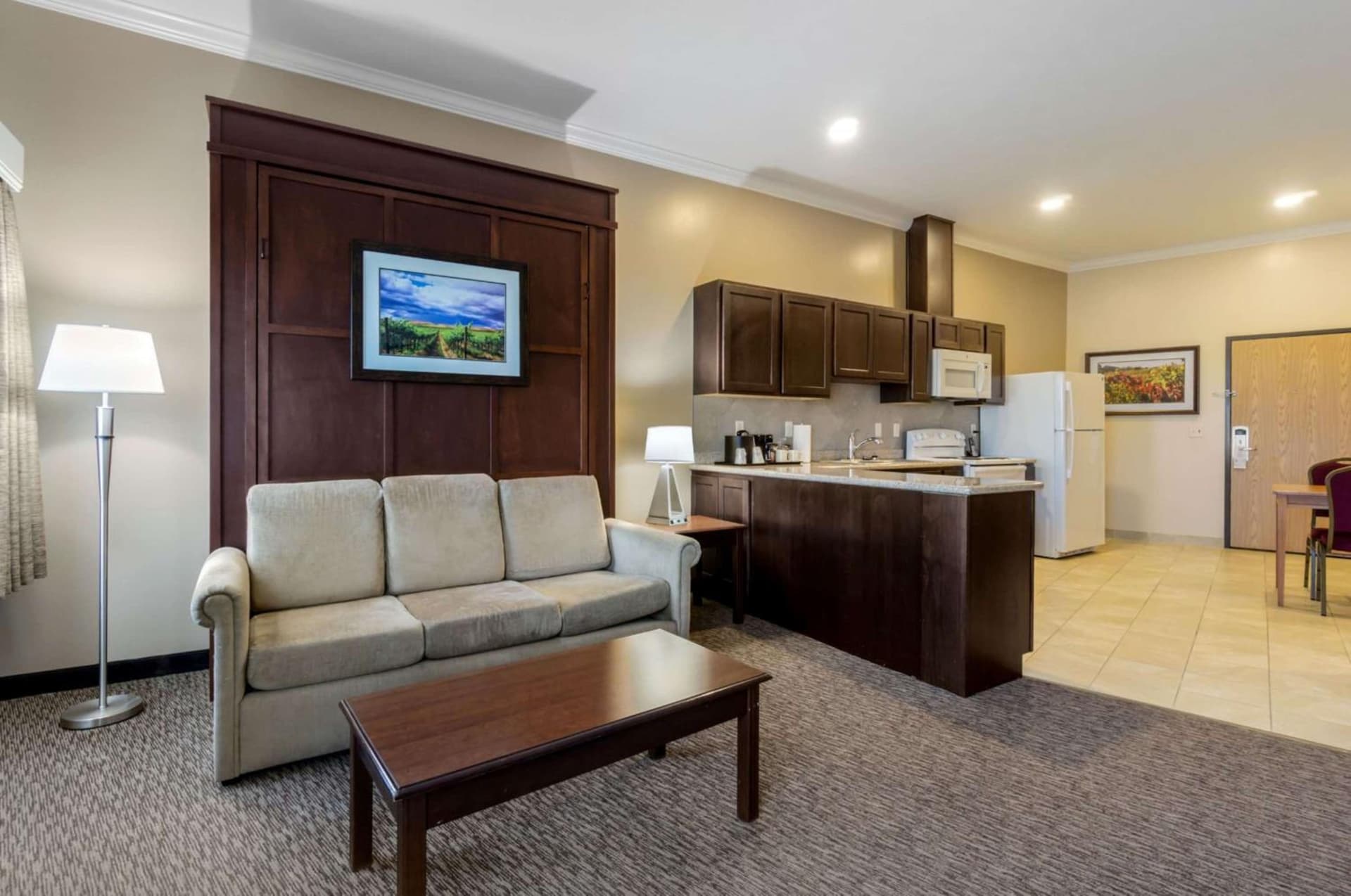 Best Western Plus Grapevine Inn gallery photo in Sunnyside, WA — image 40