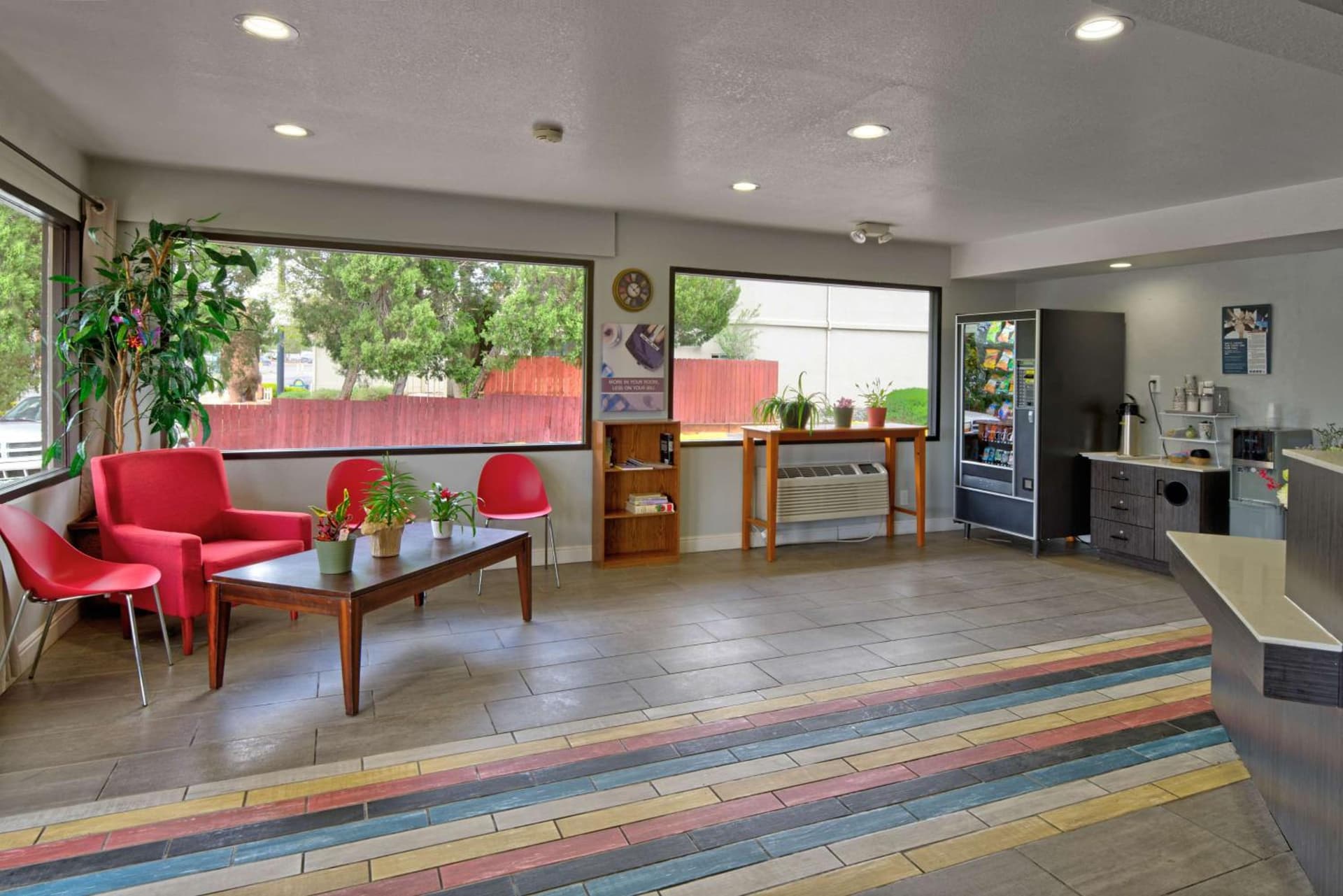 Studio 6 Grand Junction, CO gallery photo in Grand Junction, CO — image 38