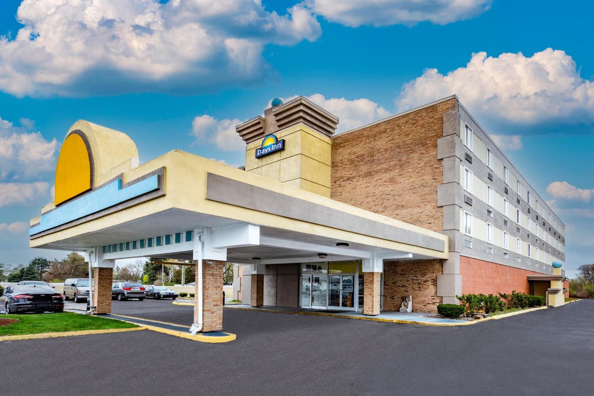 Days Inn by Wyndham Livonia Canton Detroit gallery photo in Livonia, MI — image 5
