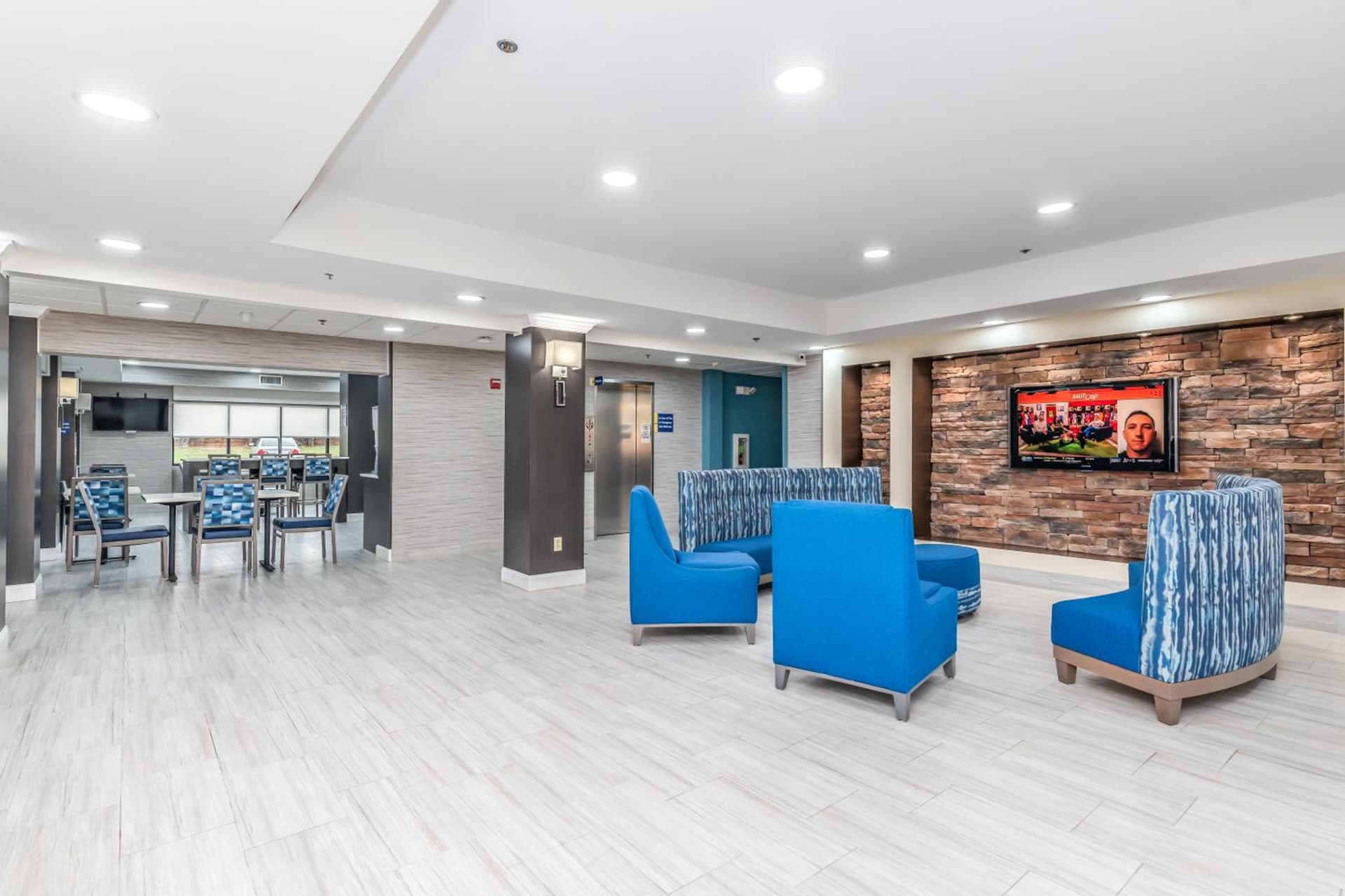 Days Inn & Suites by Wyndham Prattville-Montgomery gallery photo in Prattville, AL — image 16