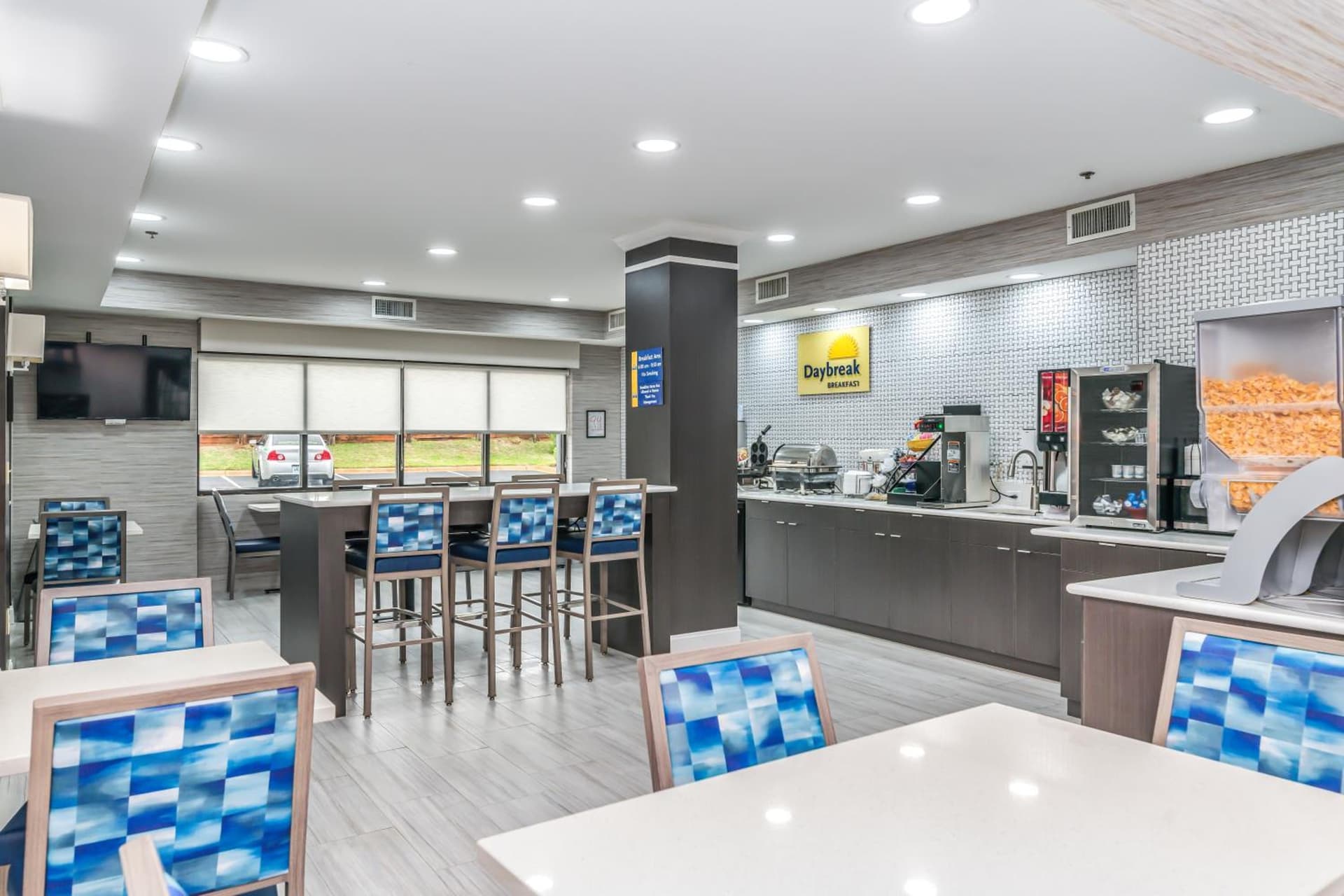 Days Inn & Suites by Wyndham Prattville-Montgomery gallery photo in Prattville, AL — image 8