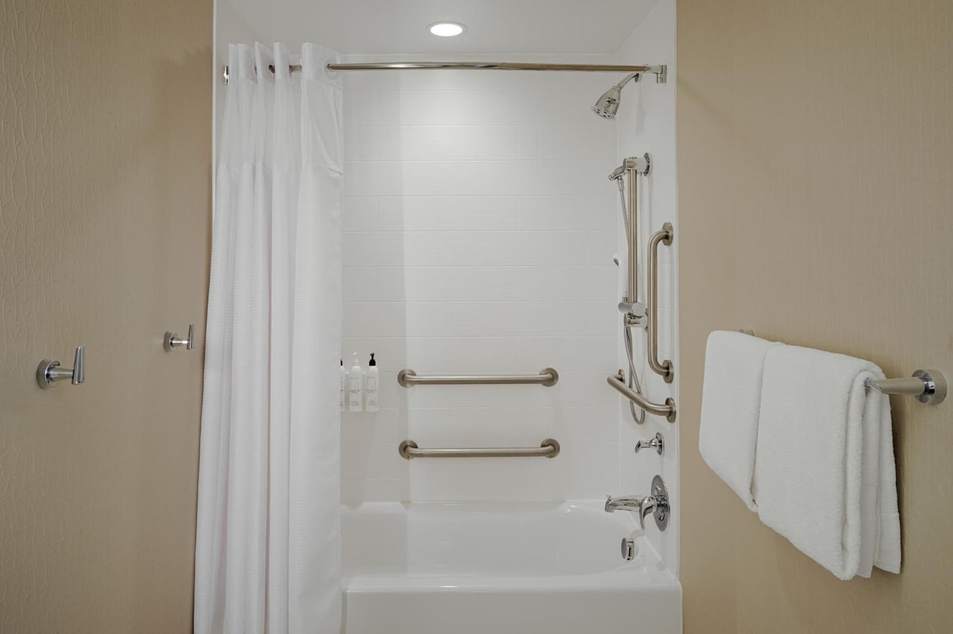 SpringHill Suites by Marriott Bloomington gallery photo in Bloomington, IN — image 38