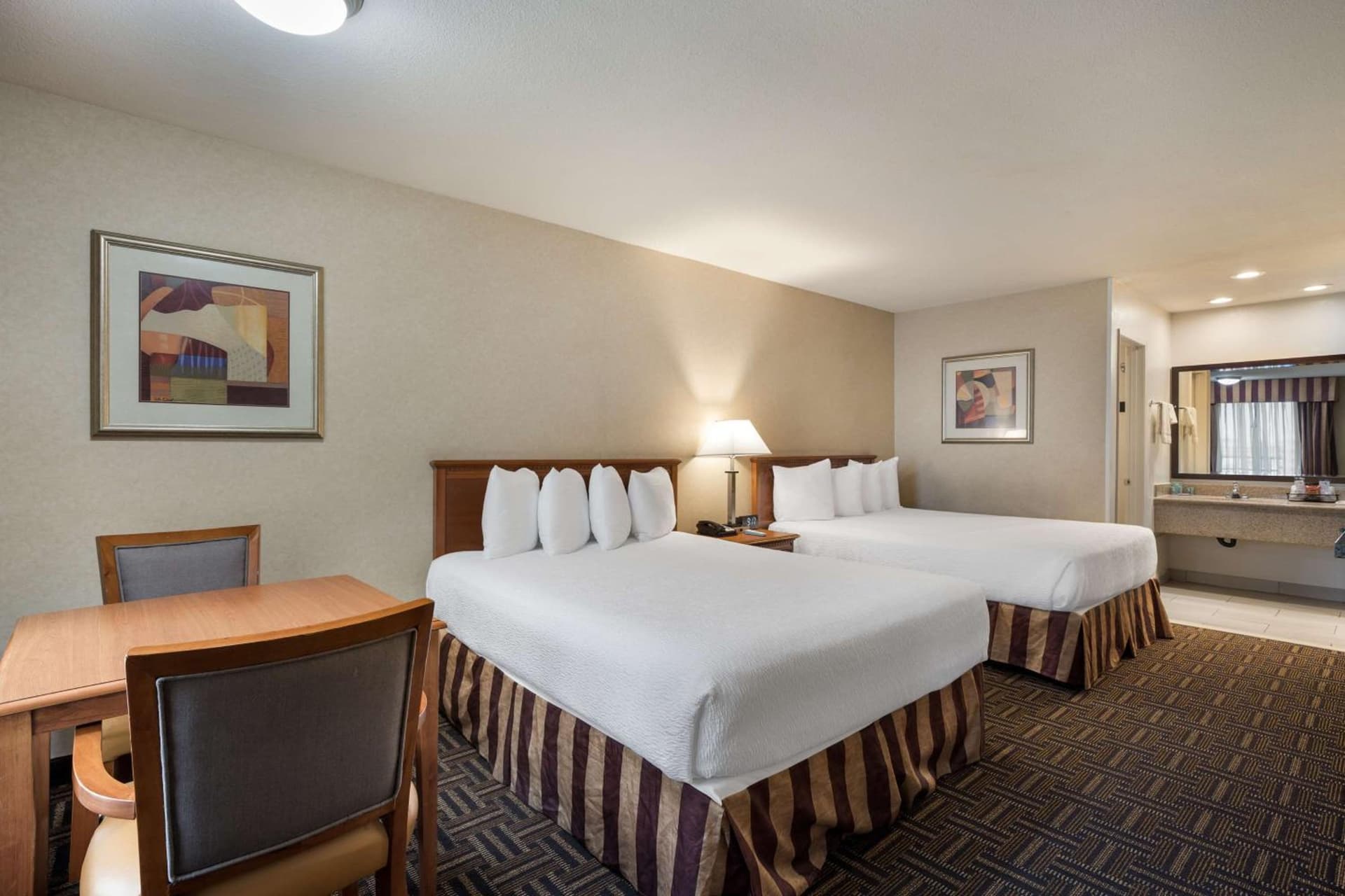 Best Western Norwalk Inn property views in Norwalk, CA — gallery photo 3