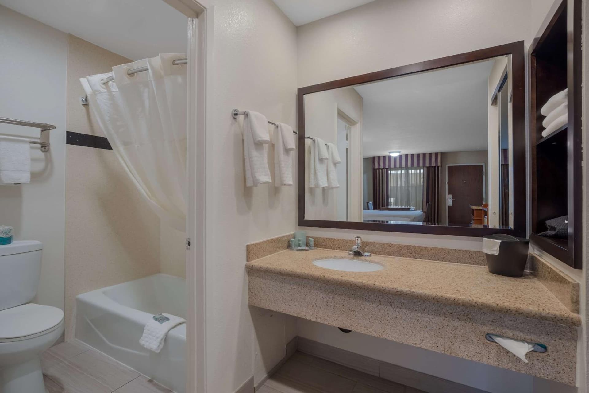 Best Western Norwalk Inn gallery photo in Norwalk, CA — image 35