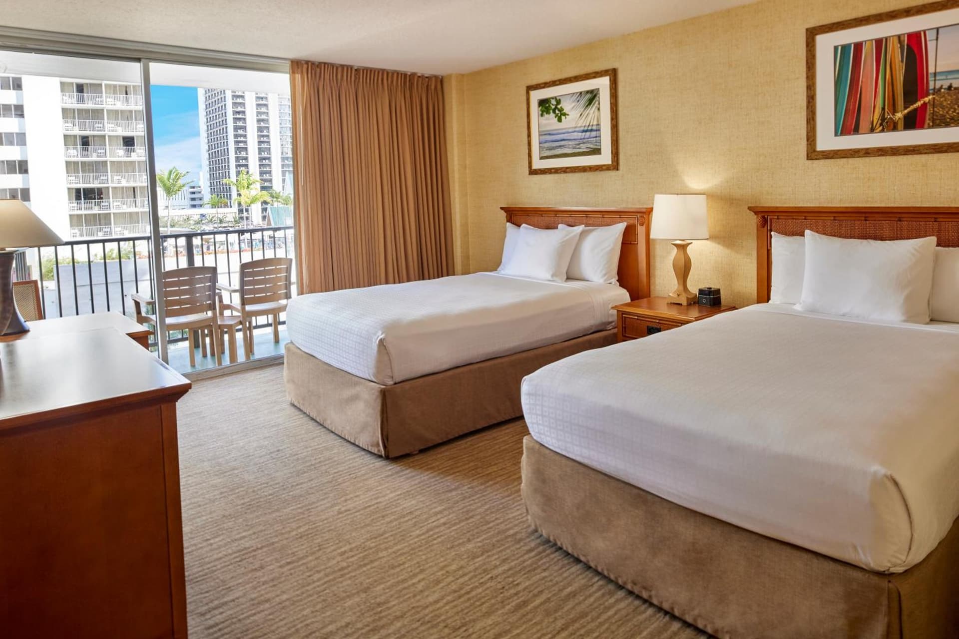 Waikiki Resort Hotel gallery photo in Honolulu, HI — image 30