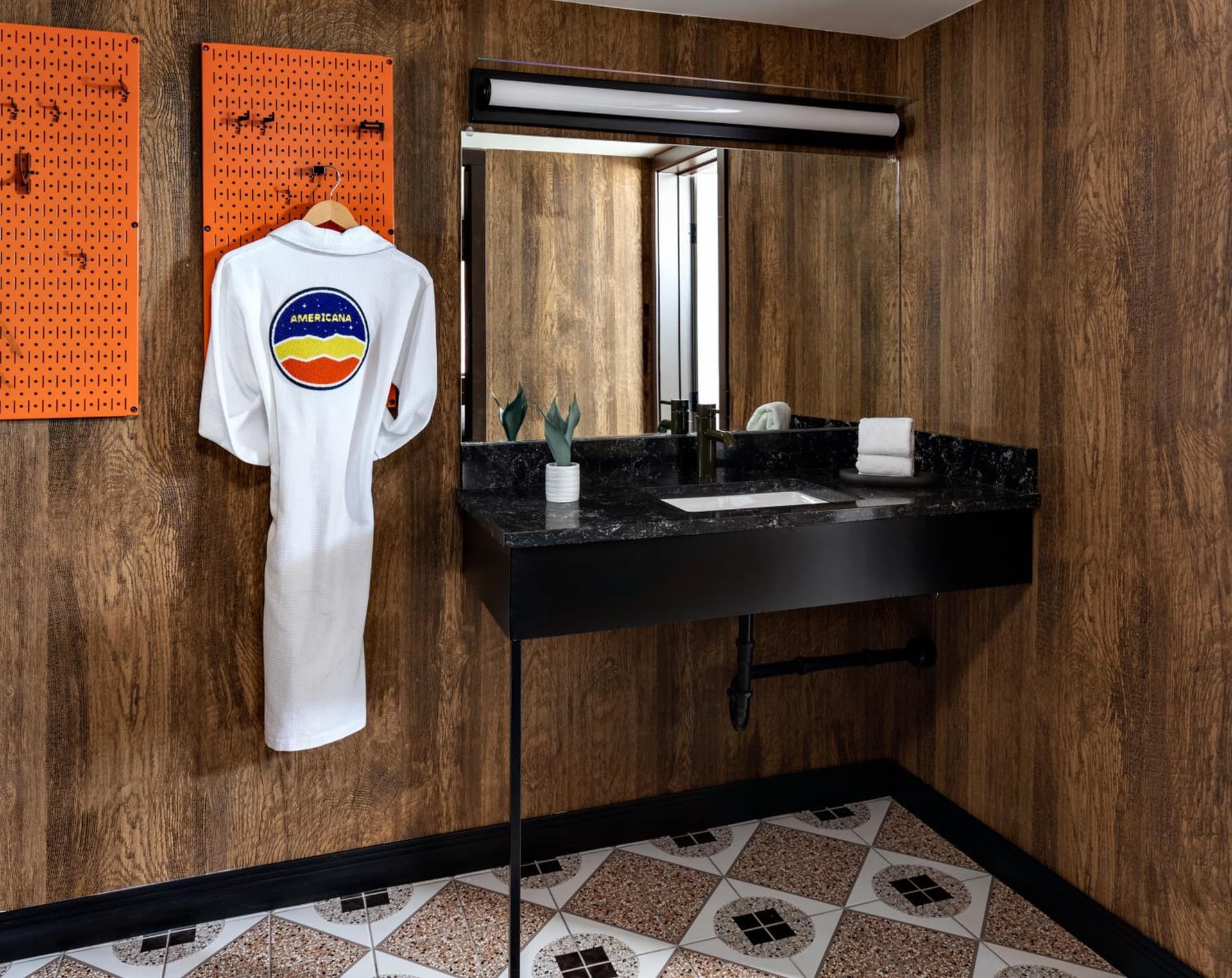 Americana Motor Hotel property views in Flagstaff, AZ — gallery photo 3