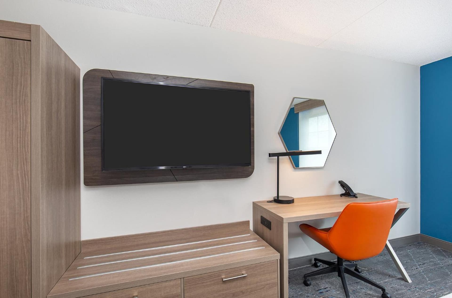Holiday Inn Express & Suites Columbus at Northlake by IHG gallery photo in Columbus, GA — image 4
