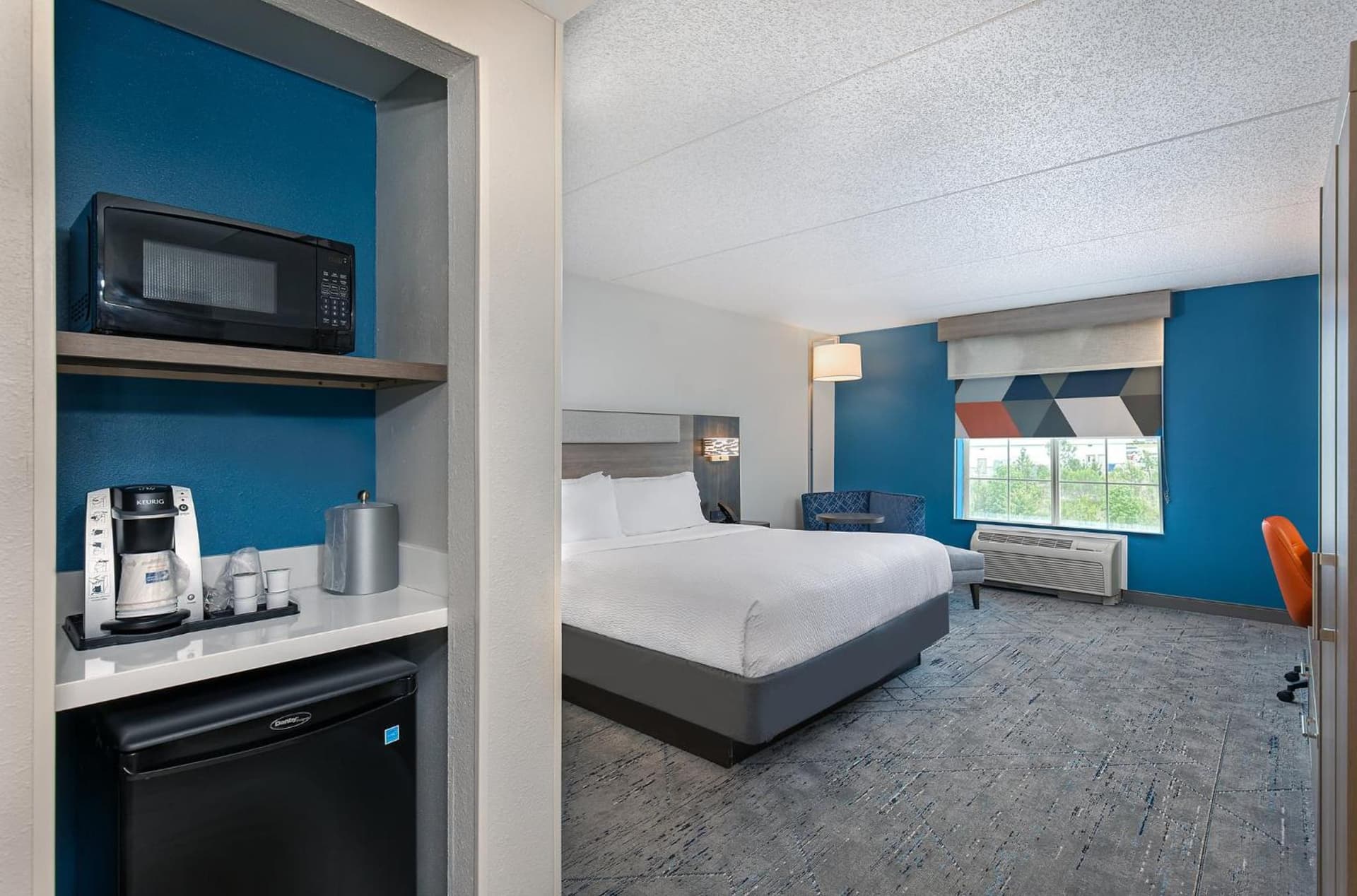 Holiday Inn Express & Suites Columbus at Northlake by IHG gallery photo in Columbus, GA — image 8