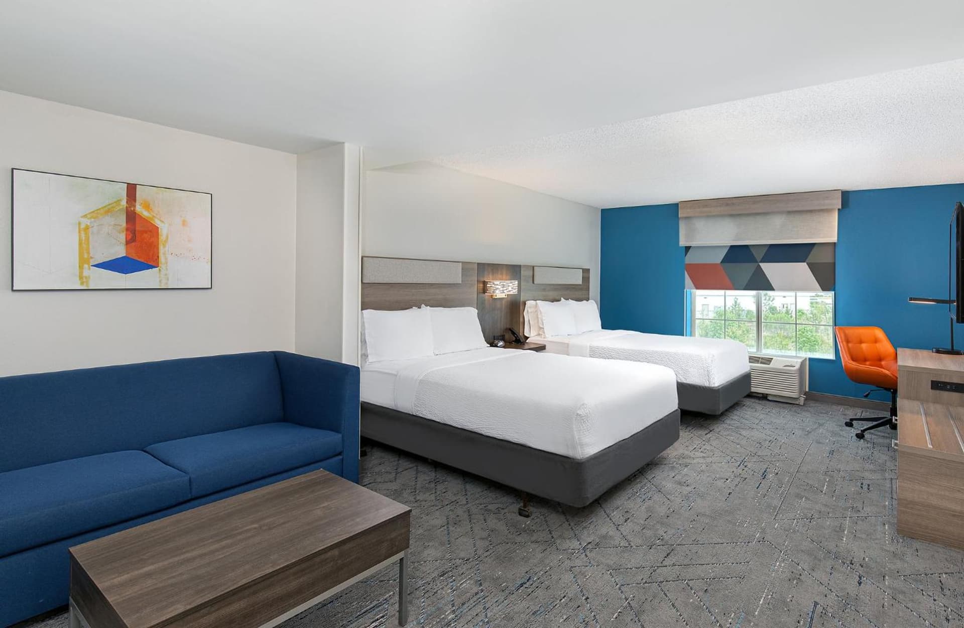 Holiday Inn Express & Suites Columbus at Northlake by IHG interior in Columbus, GA — gallery photo 2