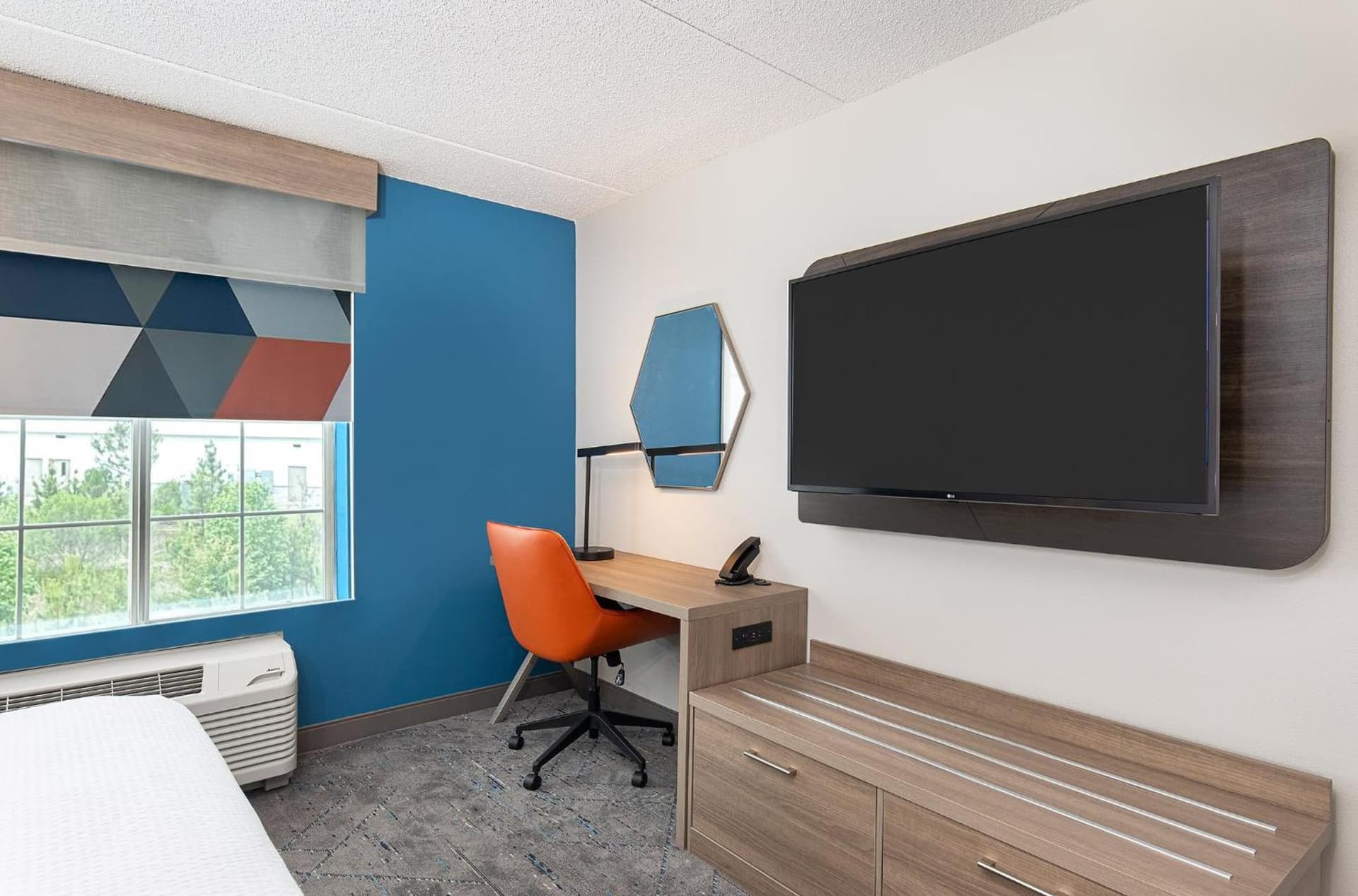 Holiday Inn Express & Suites Columbus at Northlake by IHG gallery photo in Columbus, GA — image 31