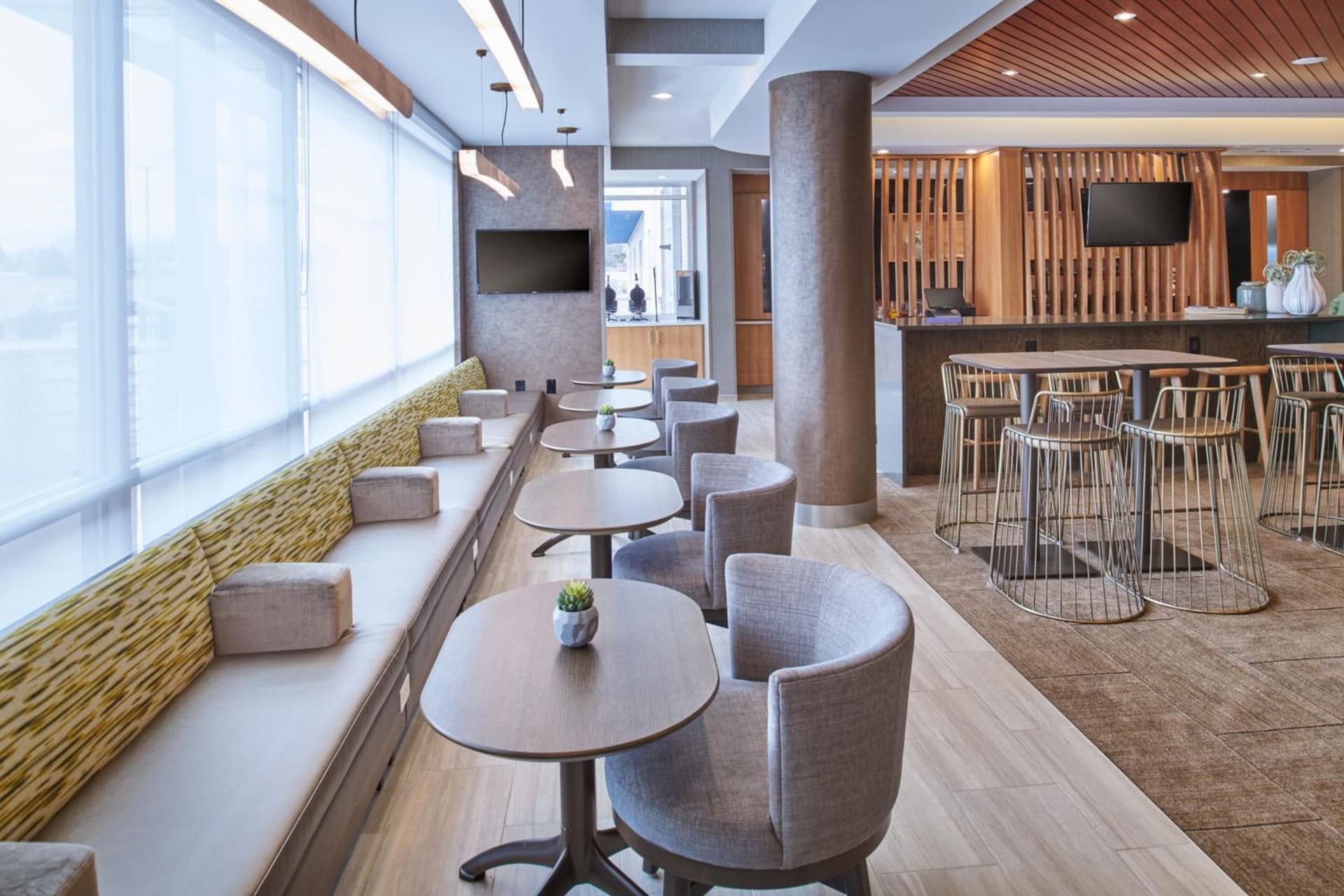 SpringHill Suites by Marriott Detroit Dearborn gallery photo in Dearborn, MI — image 5