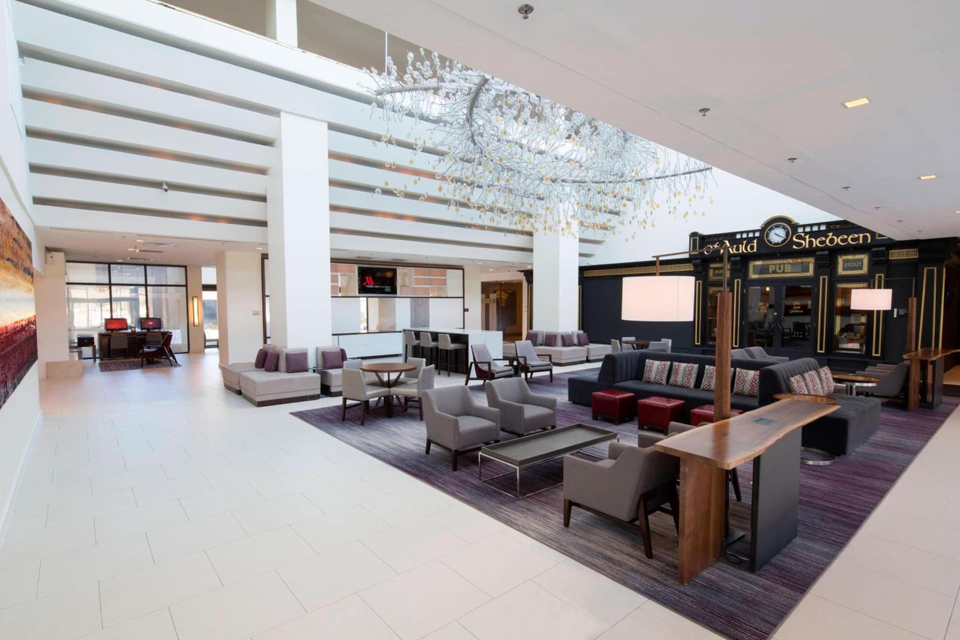 Hanover Marriott interior in Whippany, NJ — gallery photo 2
