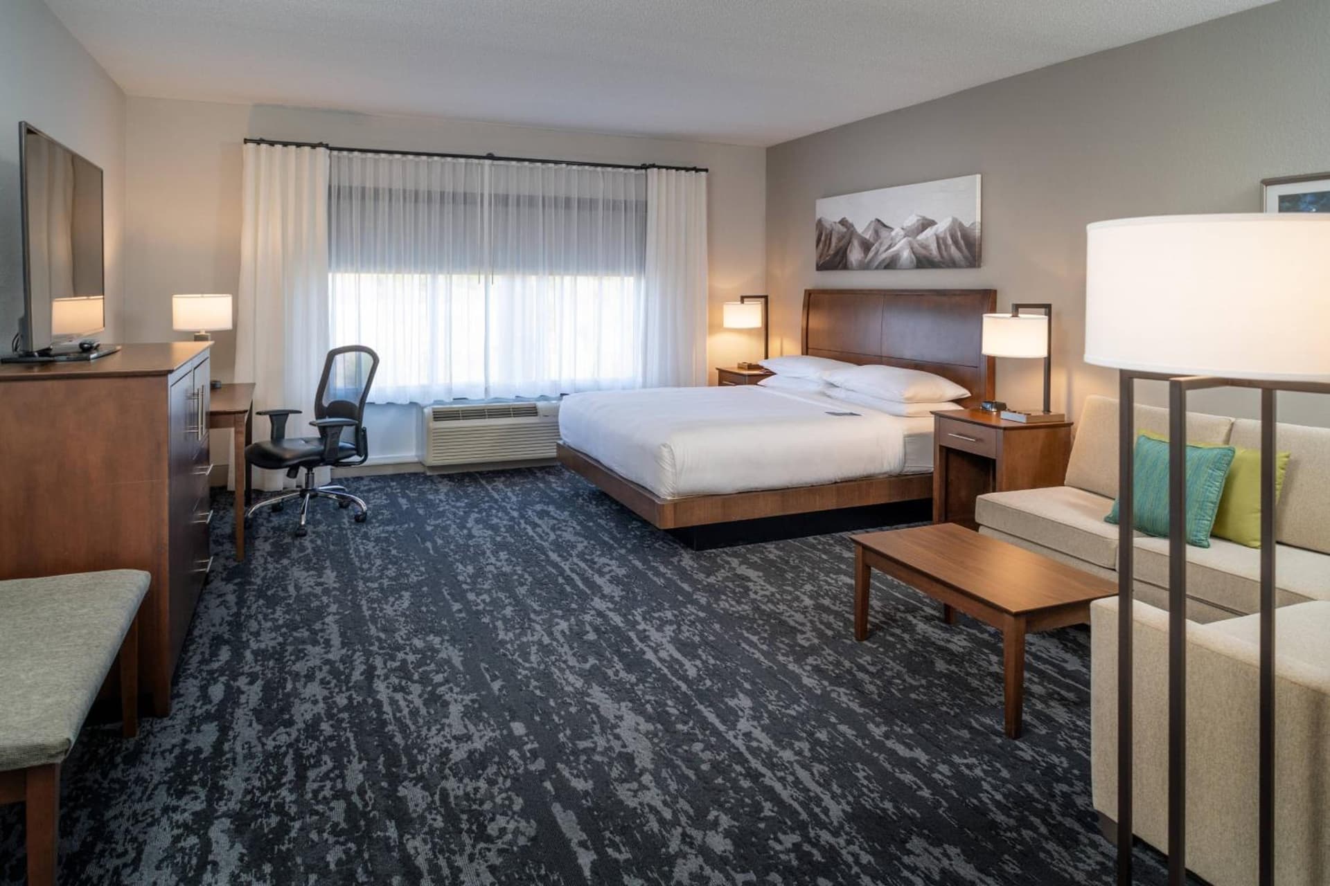Delta Hotels by Marriott Huntington Mall gallery photo in Barboursville, WV — image 8