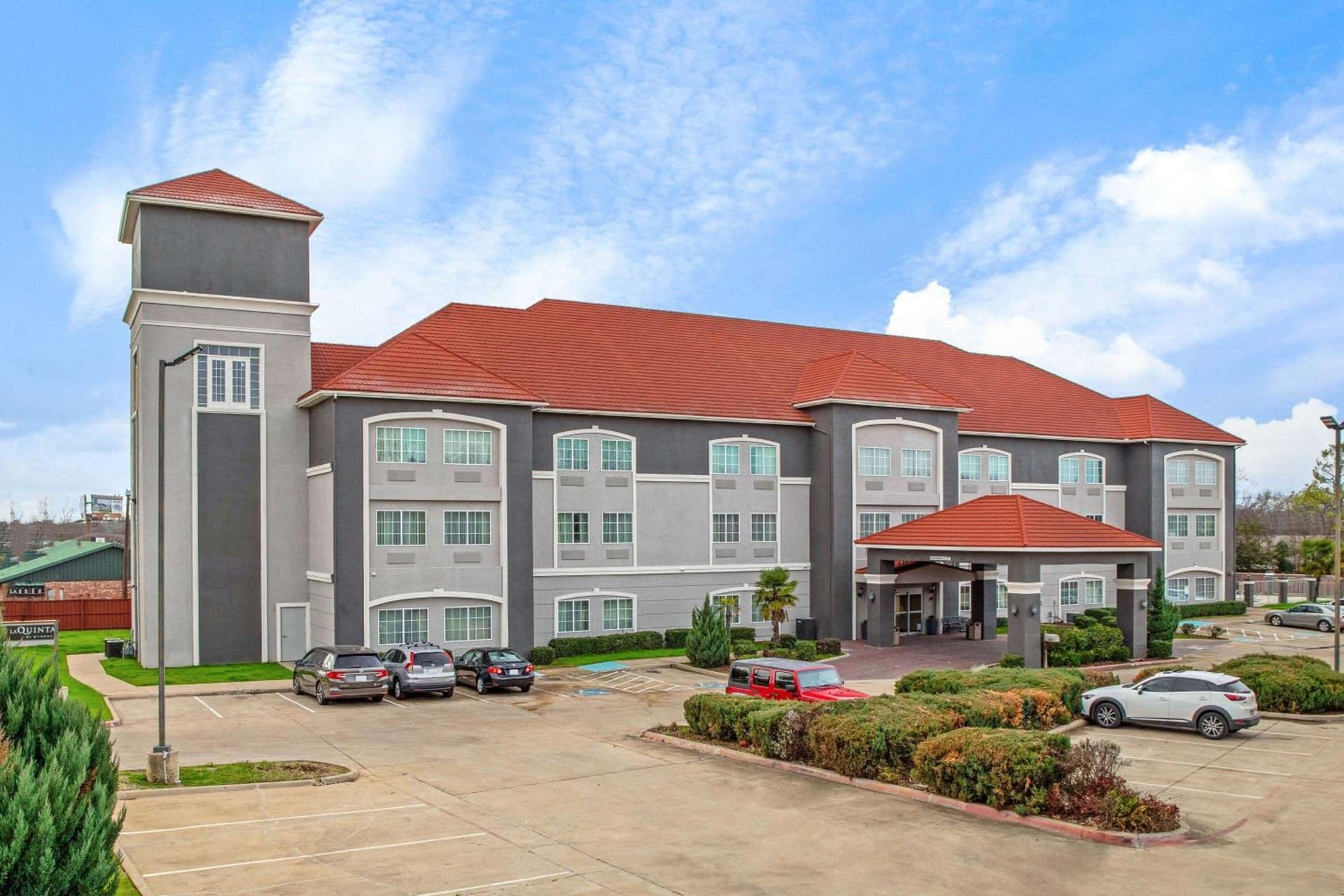 La Quinta by Wyndham Cleburne featured exterior or lobby in Cleburne, TX — similar hotel