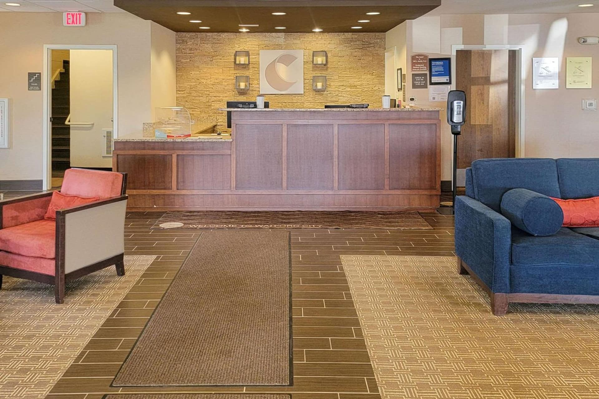 Comfort Inn & Suites Watford City property views in Watford City, ND — gallery photo 3
