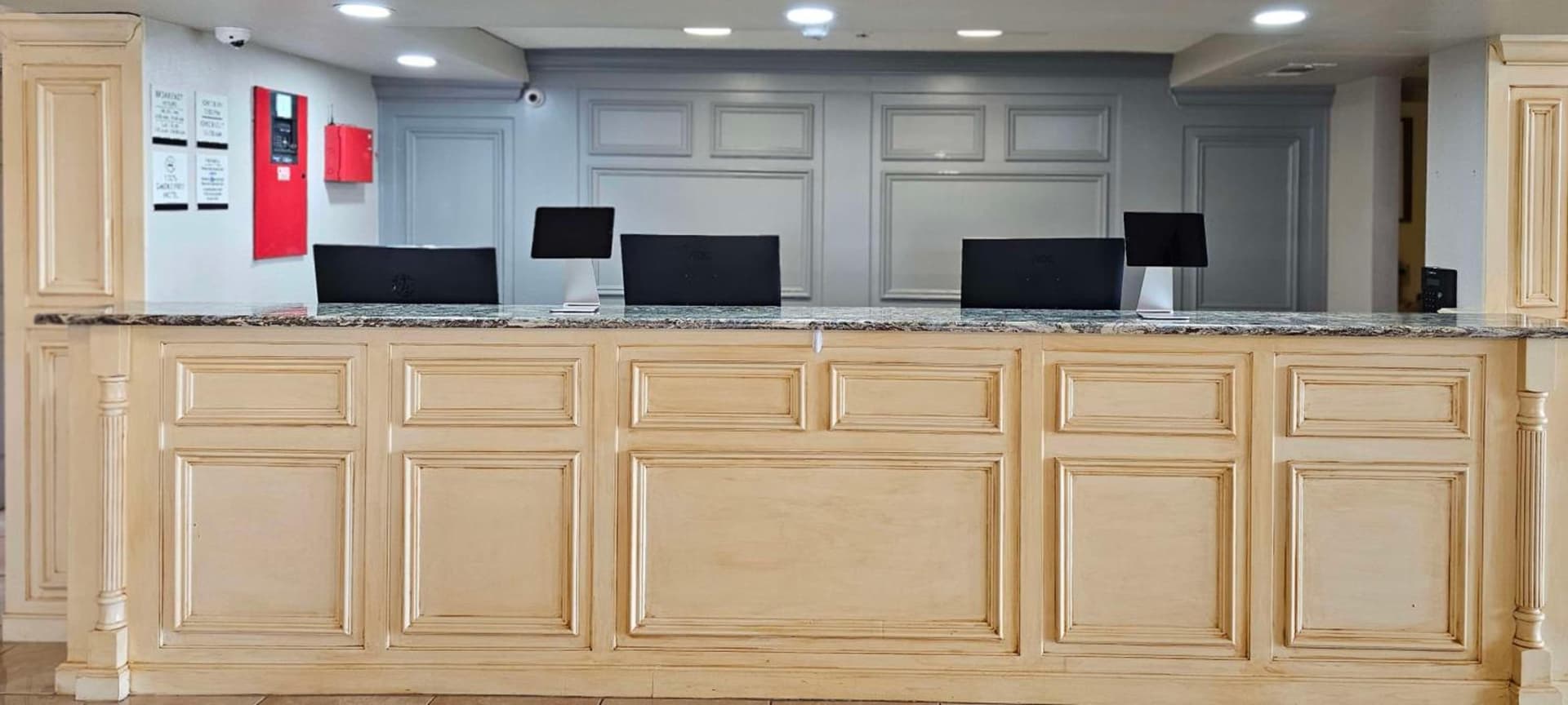 SureStay Studio by Best Western Victoria interior in Victoria, TX — gallery photo 2