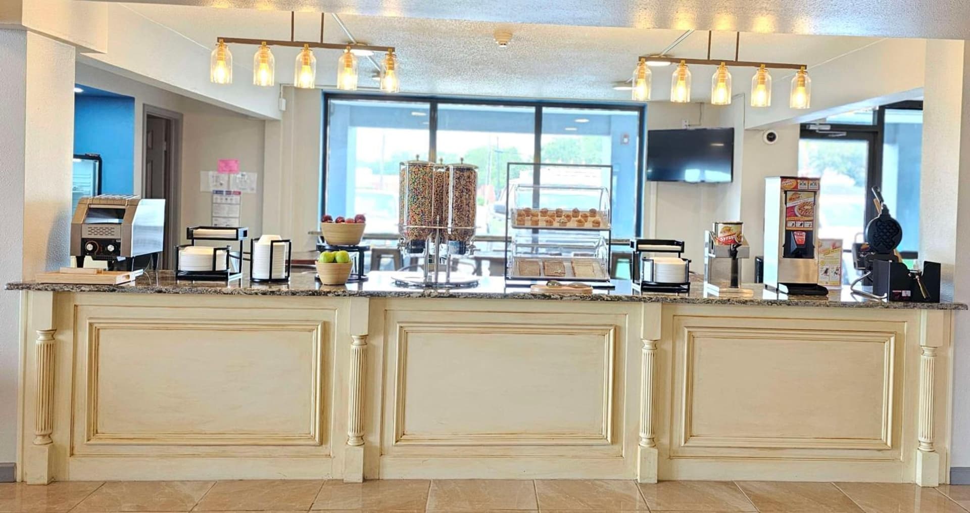 SureStay Studio by Best Western Victoria property views in Victoria, TX — gallery photo 3