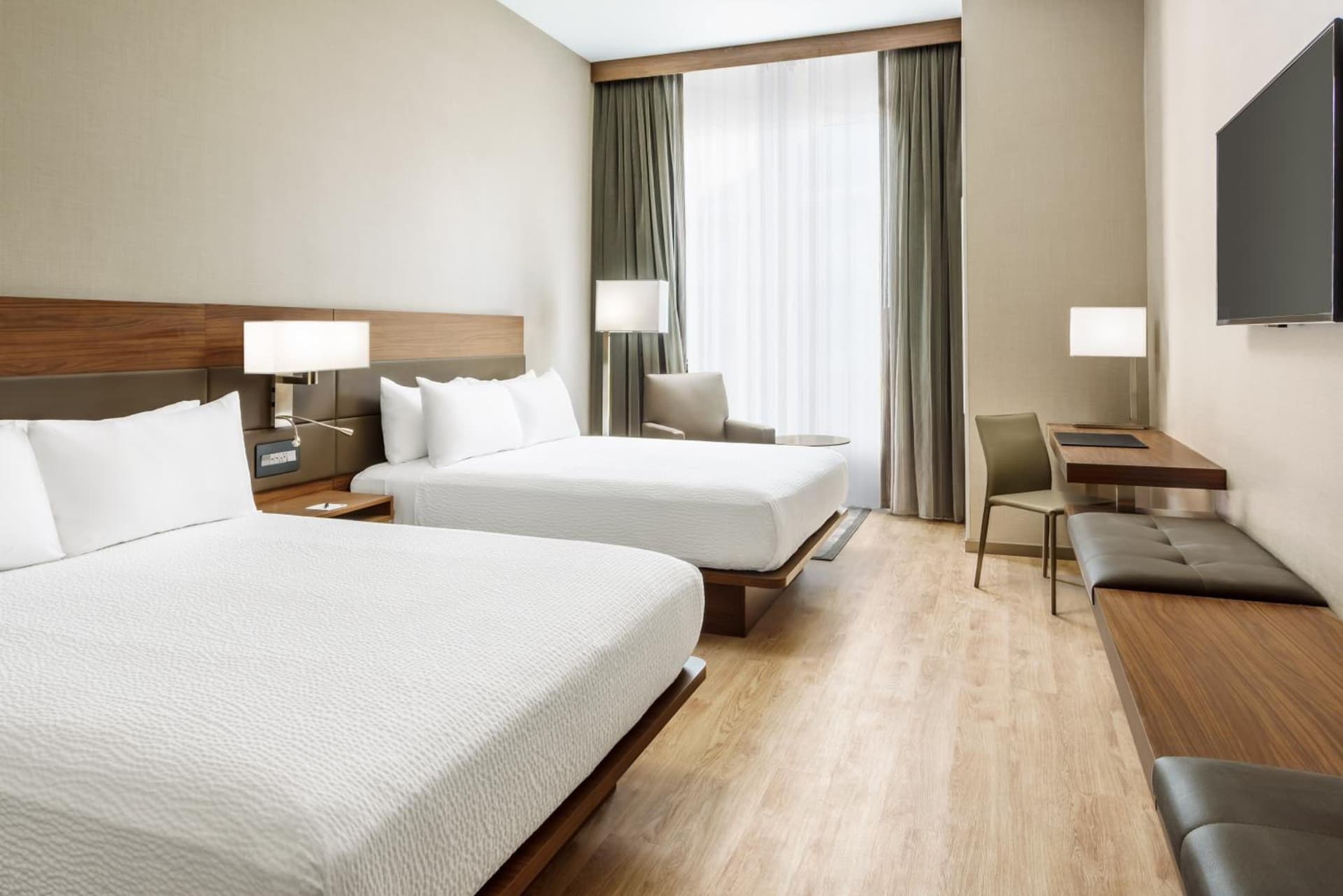 AC Hotel by Marriott San Francisco Airport/Oyster Point Waterfront gallery photo in South San Francisco, CA — image 4