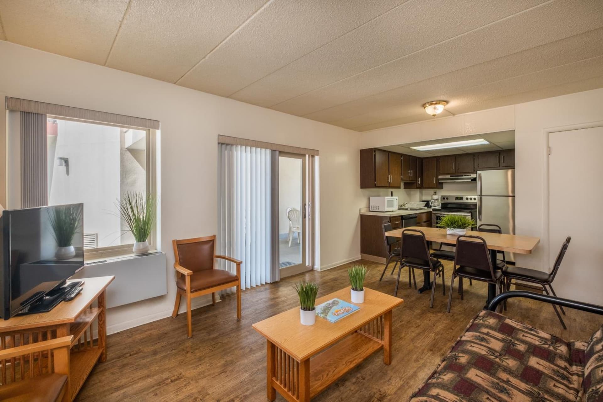 Tahiti Inn property views in Ocean City, NJ — gallery photo 3