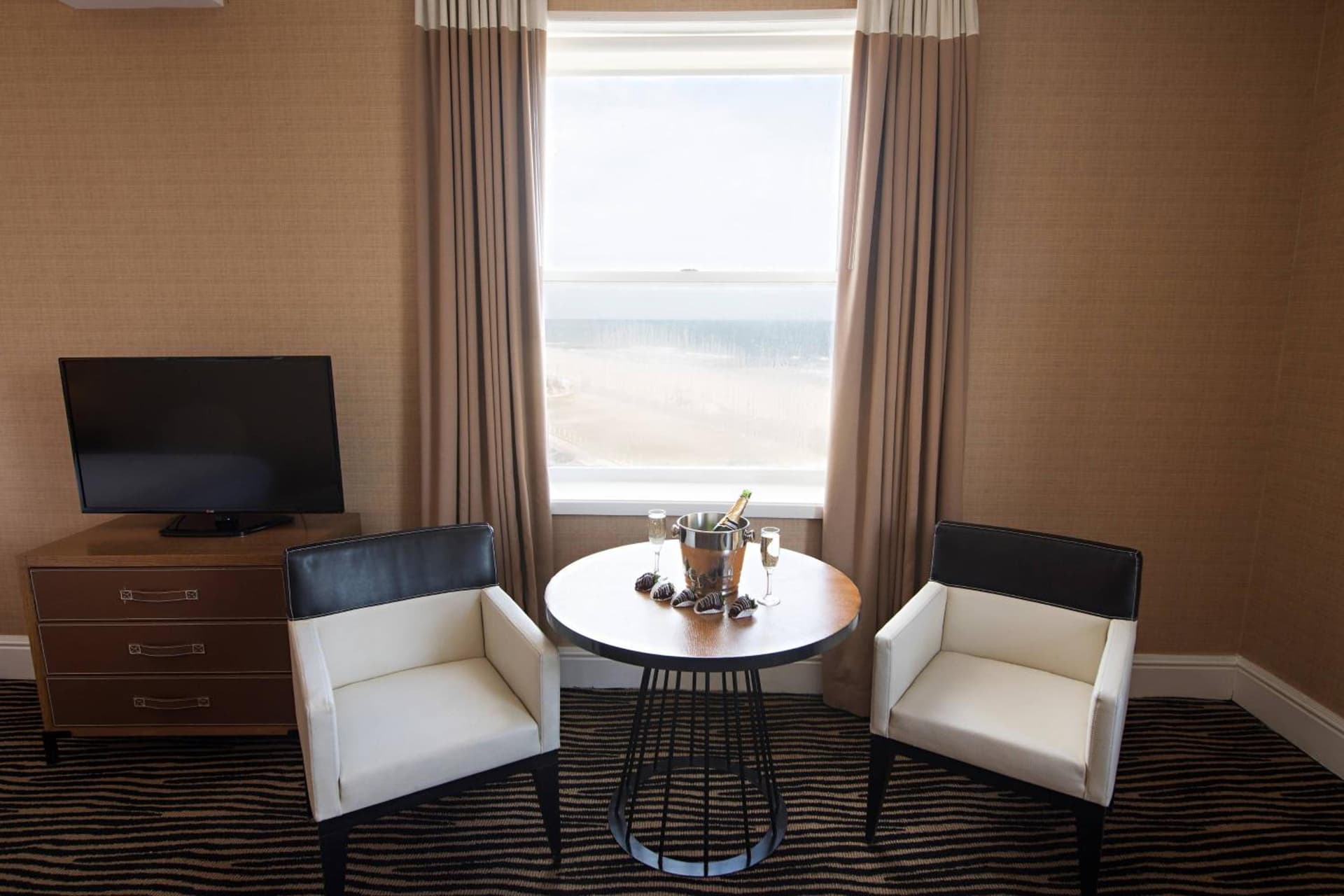 Berkeley Oceanfront Hotel gallery photo in Asbury Park, NJ — image 52