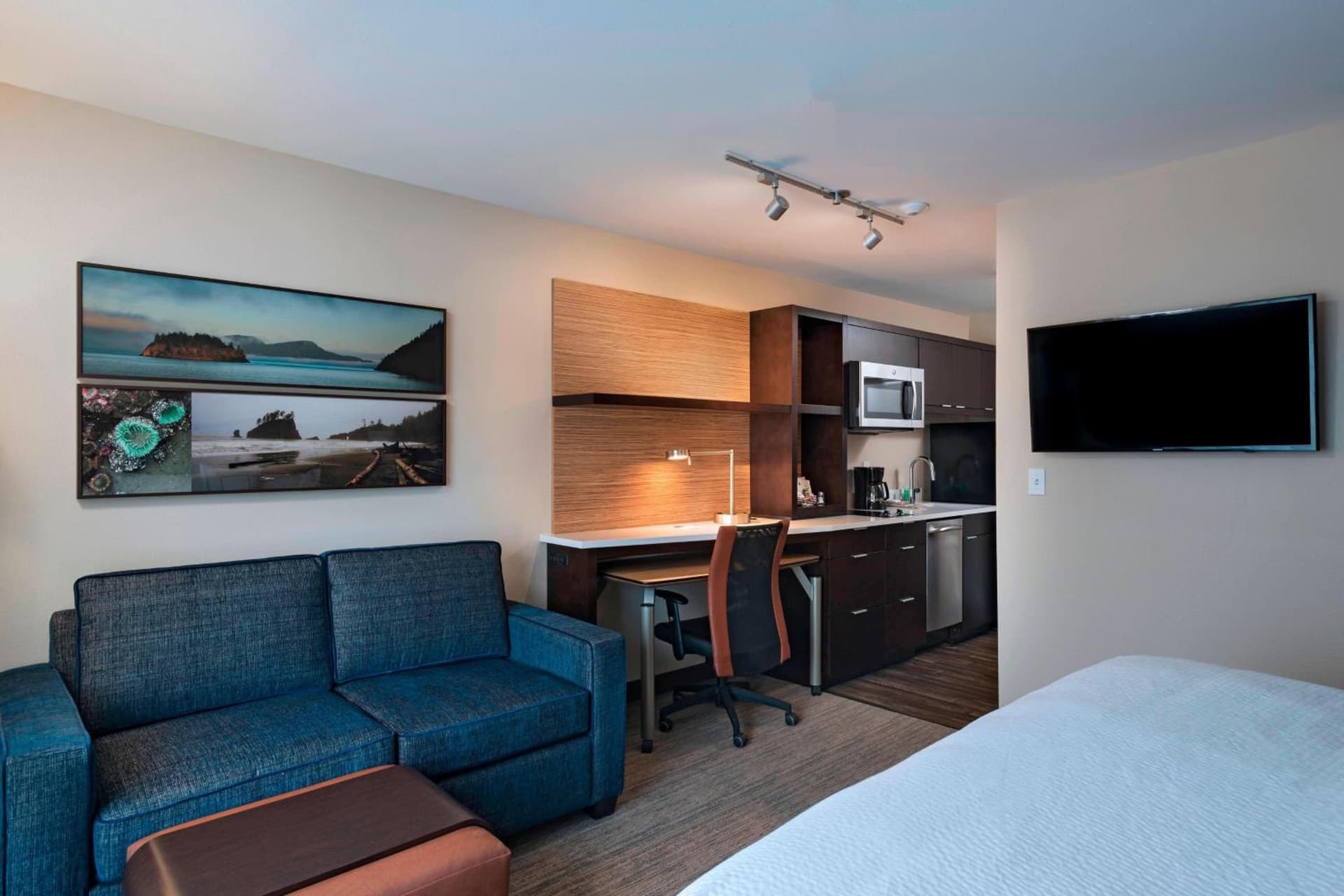 TownePlace Suites by Marriott Tacoma Lakewood gallery photo in Lakewood, WA — image 9