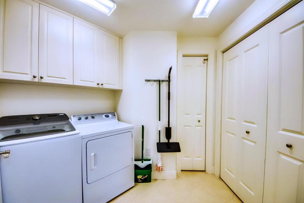 Vista Del Mar at Cape Harbour Marina, 10th Floor Luxury Condo, King Bed, Views! gallery photo in Cape Coral, FL — image 22