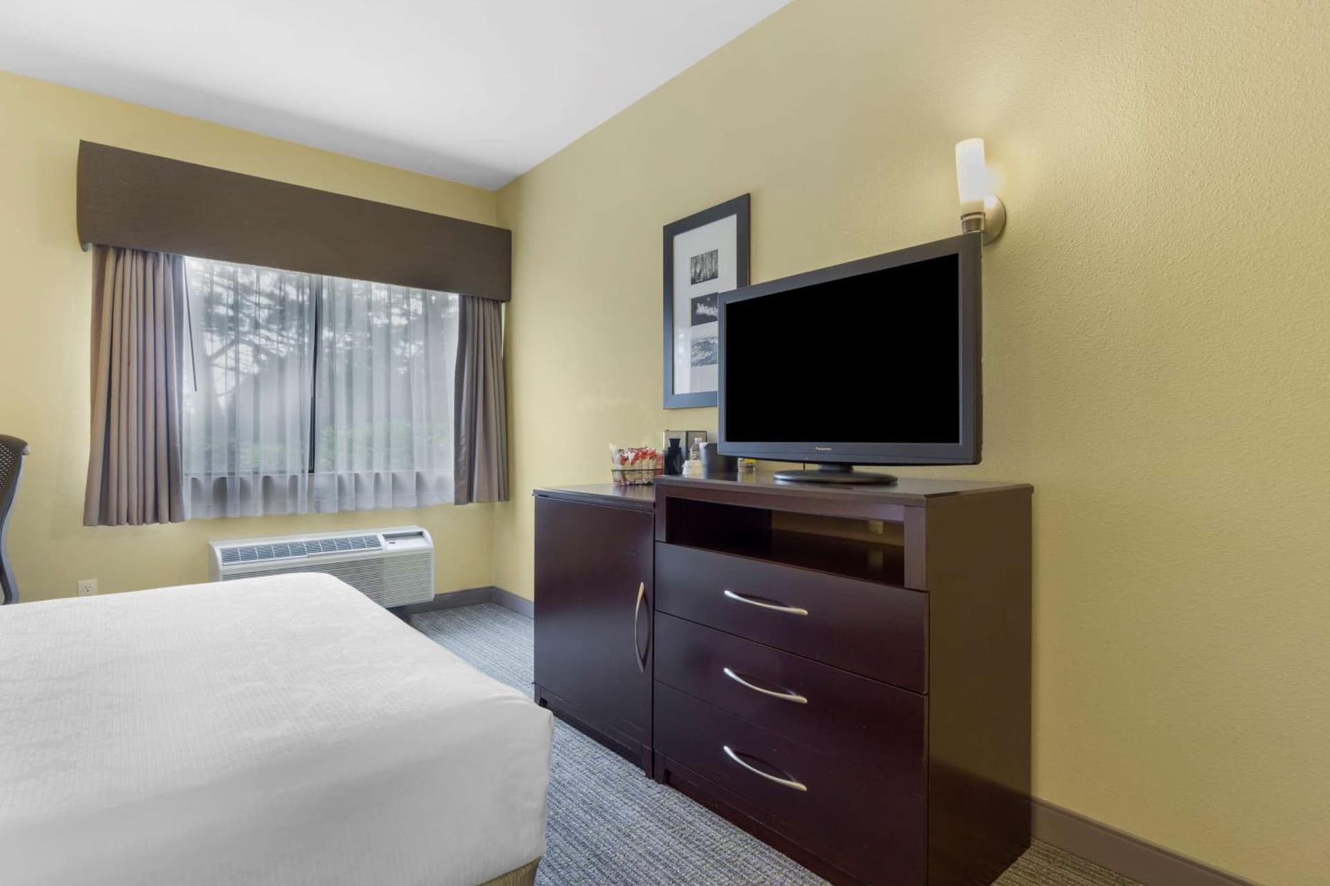 Best Western Plus Plaza by the Green gallery photo in Kent, WA — image 45