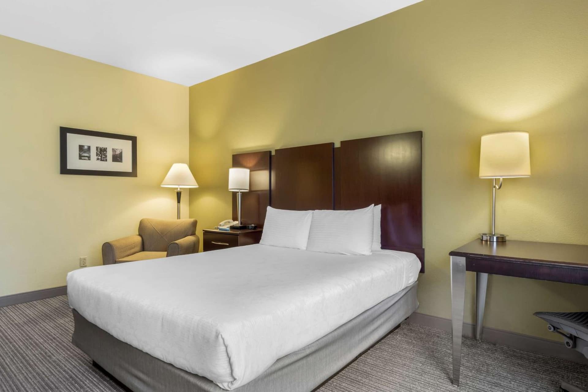 Best Western Plus Plaza by the Green gallery photo in Kent, WA — image 46