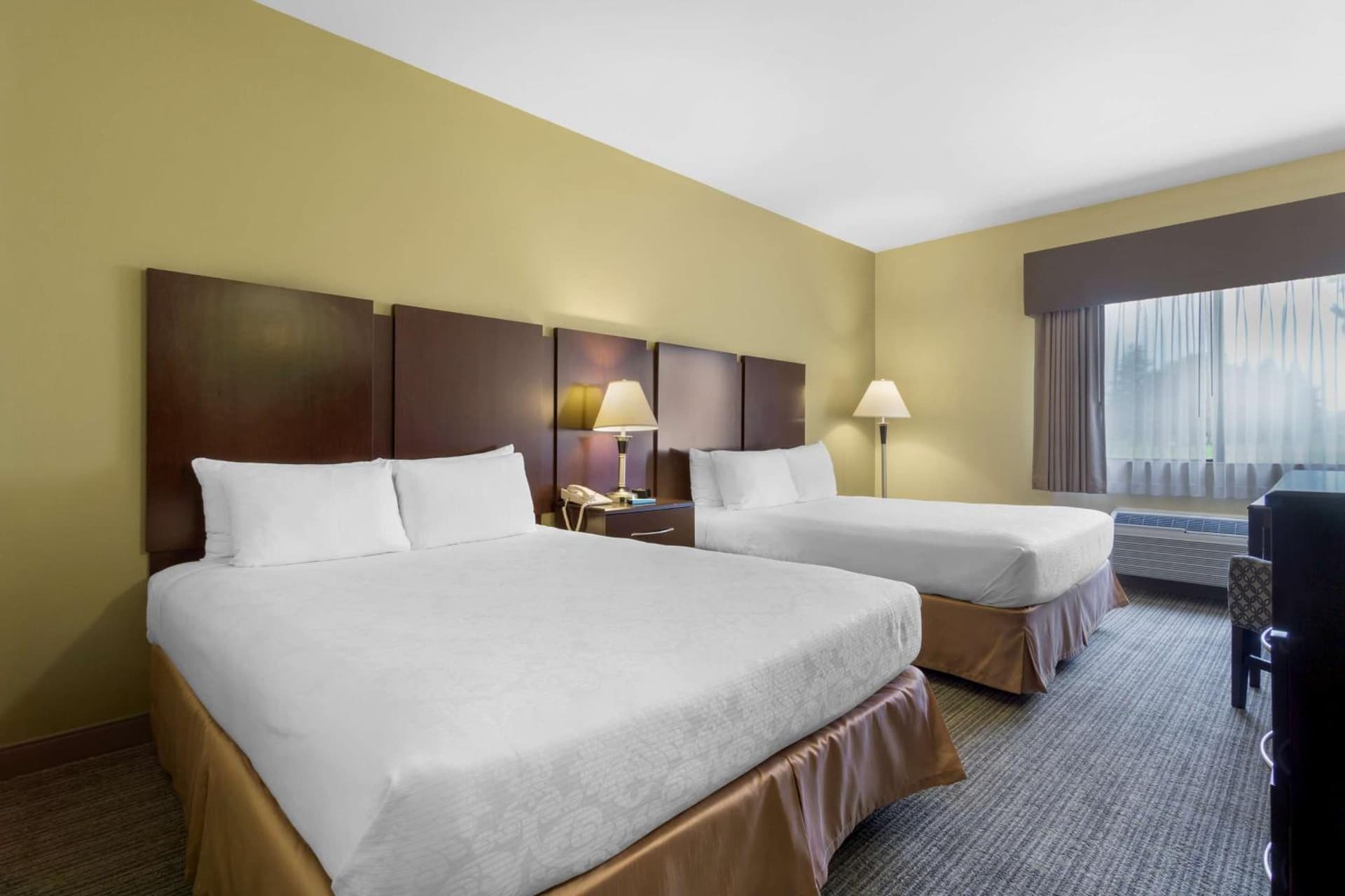 Best Western Plus Plaza by the Green gallery photo in Kent, WA — image 40