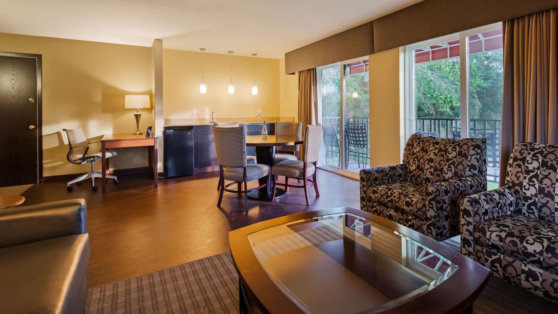 Best Western Plus Plaza by the Green gallery photo in Kent, WA — image 54