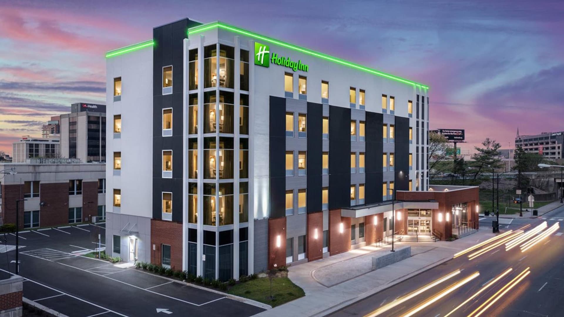 Holiday Inn Louisville Downtown by IHG interior in Louisville, KY — gallery photo 2
